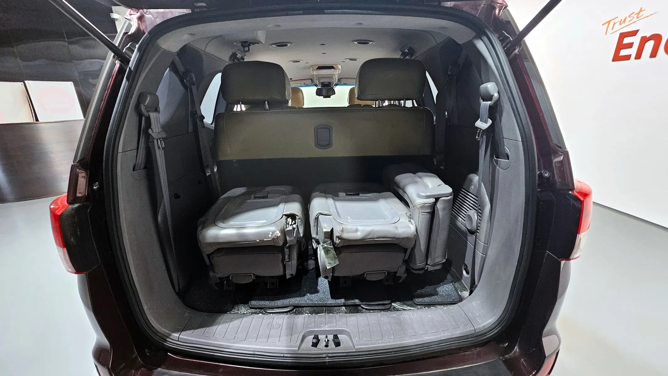 KG Mobility 코란도 투리스모 2WD LT 9 2014 20/21