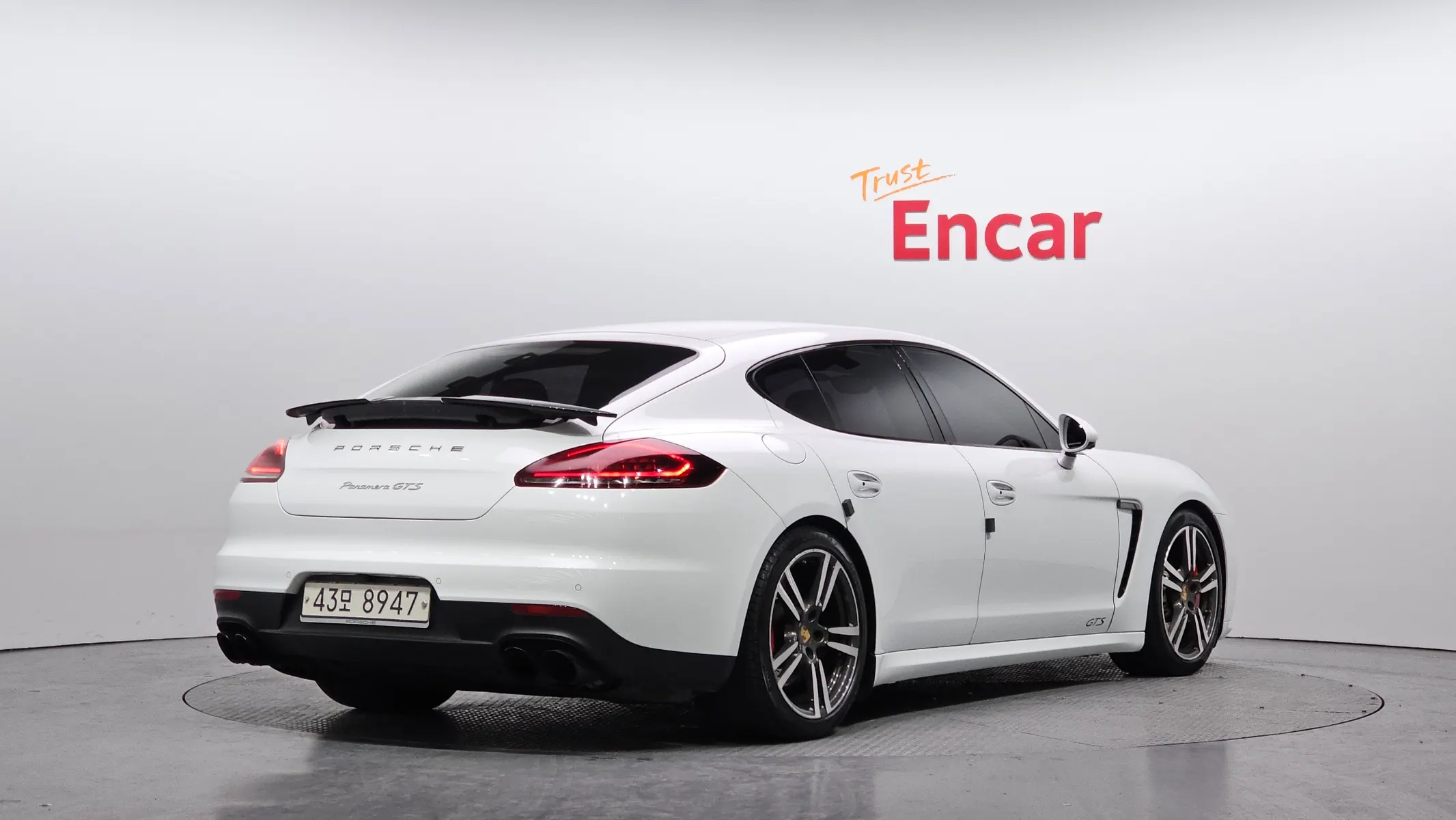 Porsche 파나메라 4.8 GTS 2015 2/21