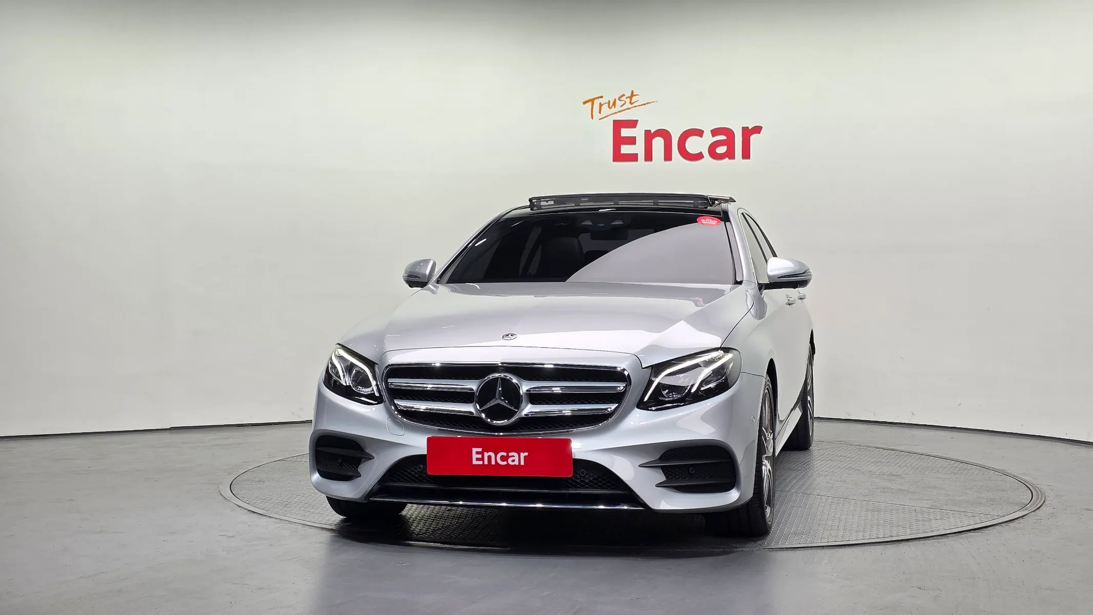 Mercedes-Benz E-Class W213 E300 4MATIC AMG Line 2020 3/21