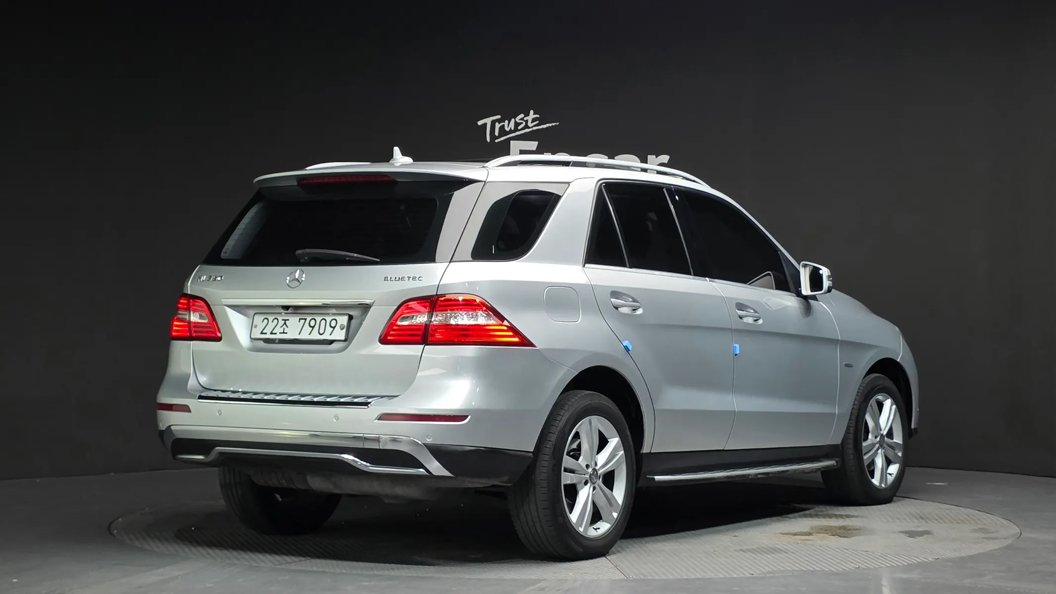 Mercedes-Benz M-Class W166 ML350 4MATIC 2012 2/21