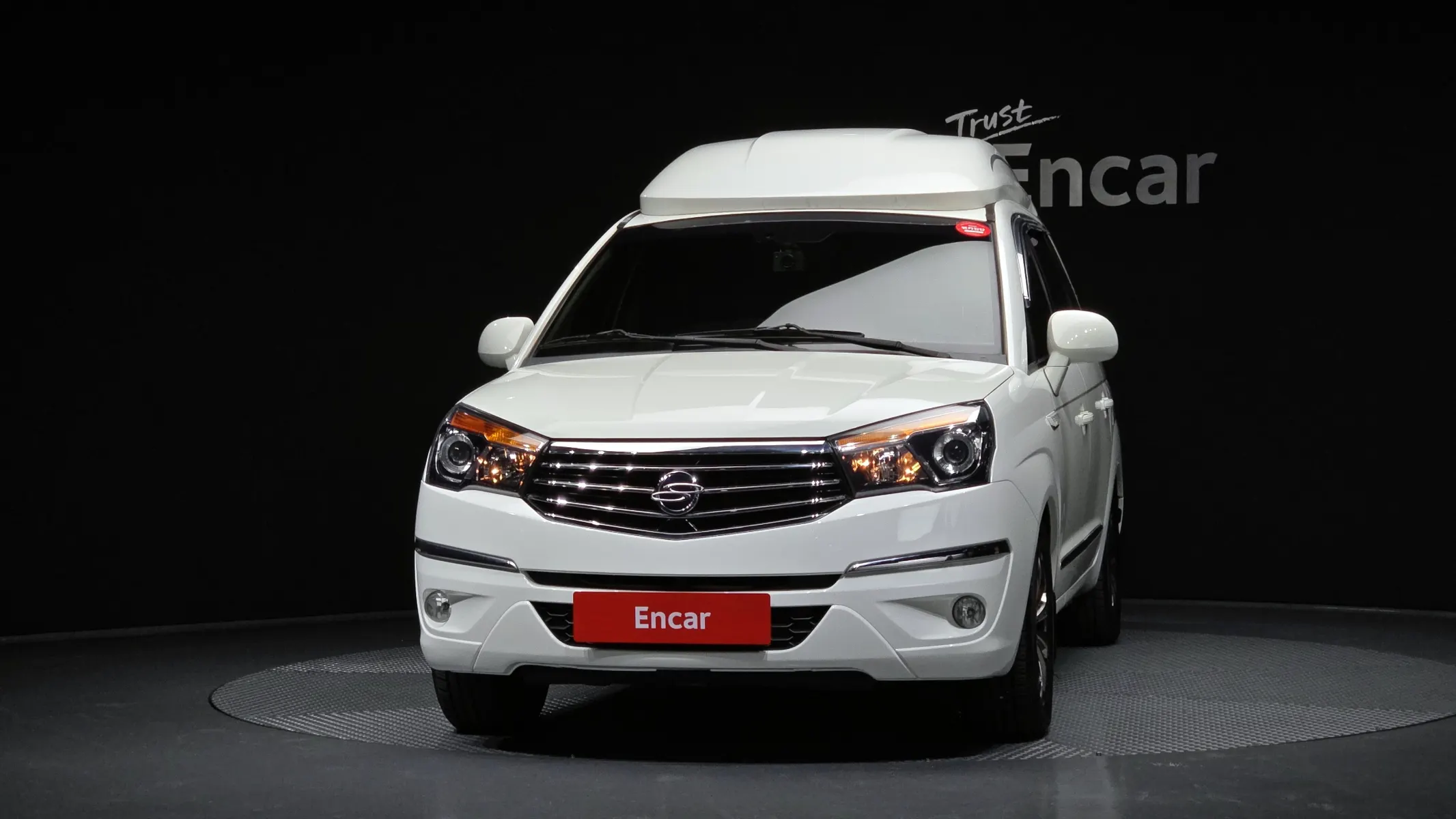 KG Mobility 코란도 투리스모 4WD 11 2016 2/5