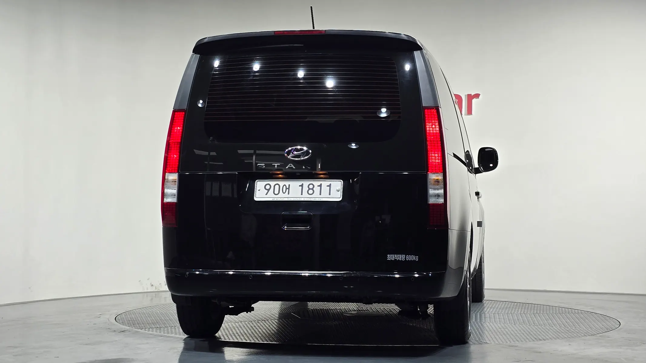 Hyundai Staria 5 2022 3/5