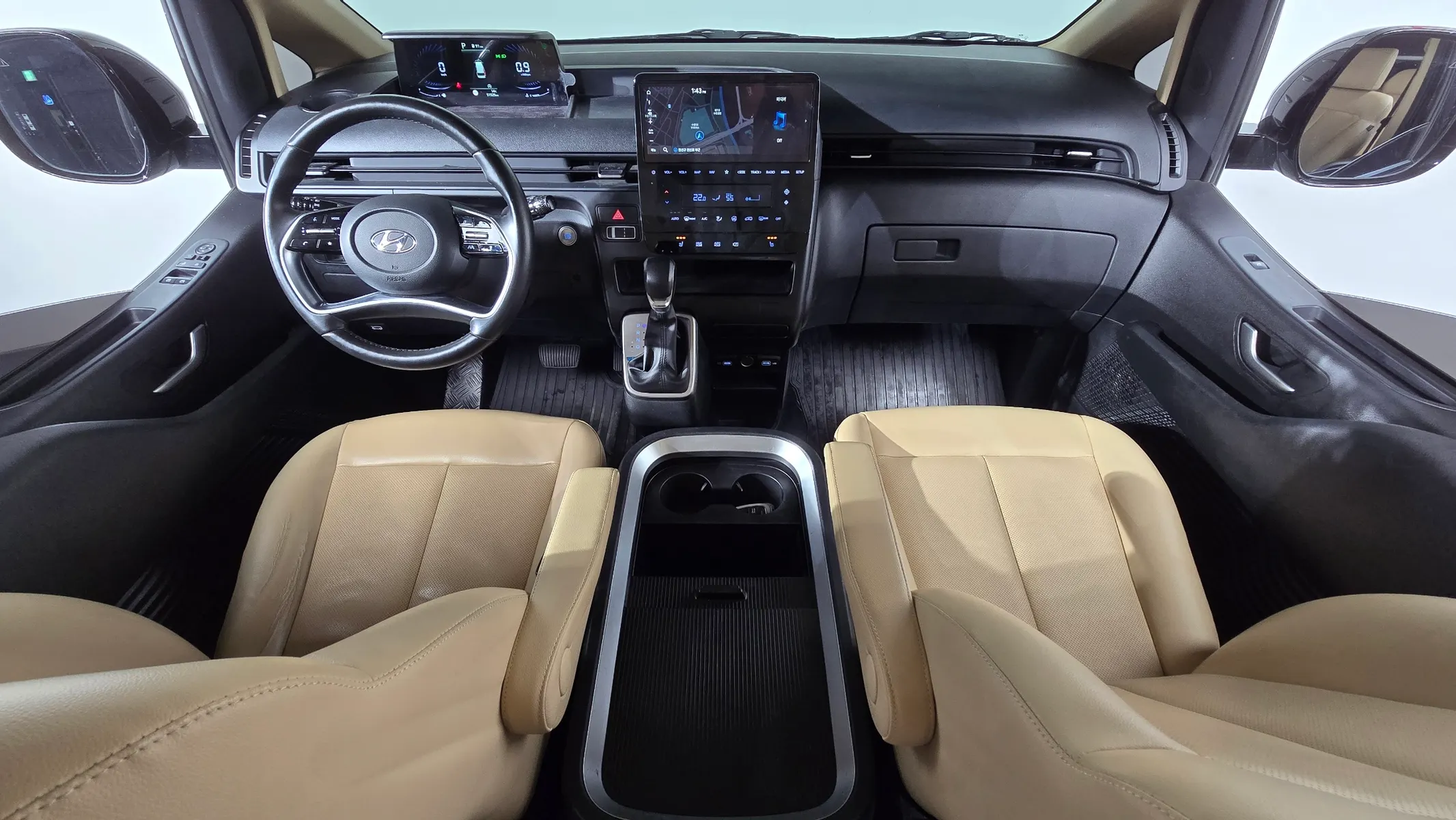 Hyundai Staria 5 2022 4/5