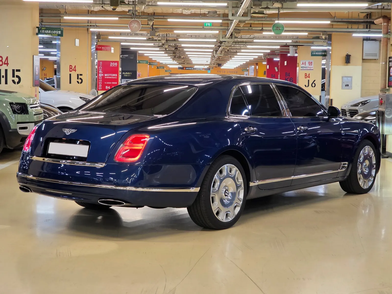Bentley 뮬산 6.8 2017 2/5