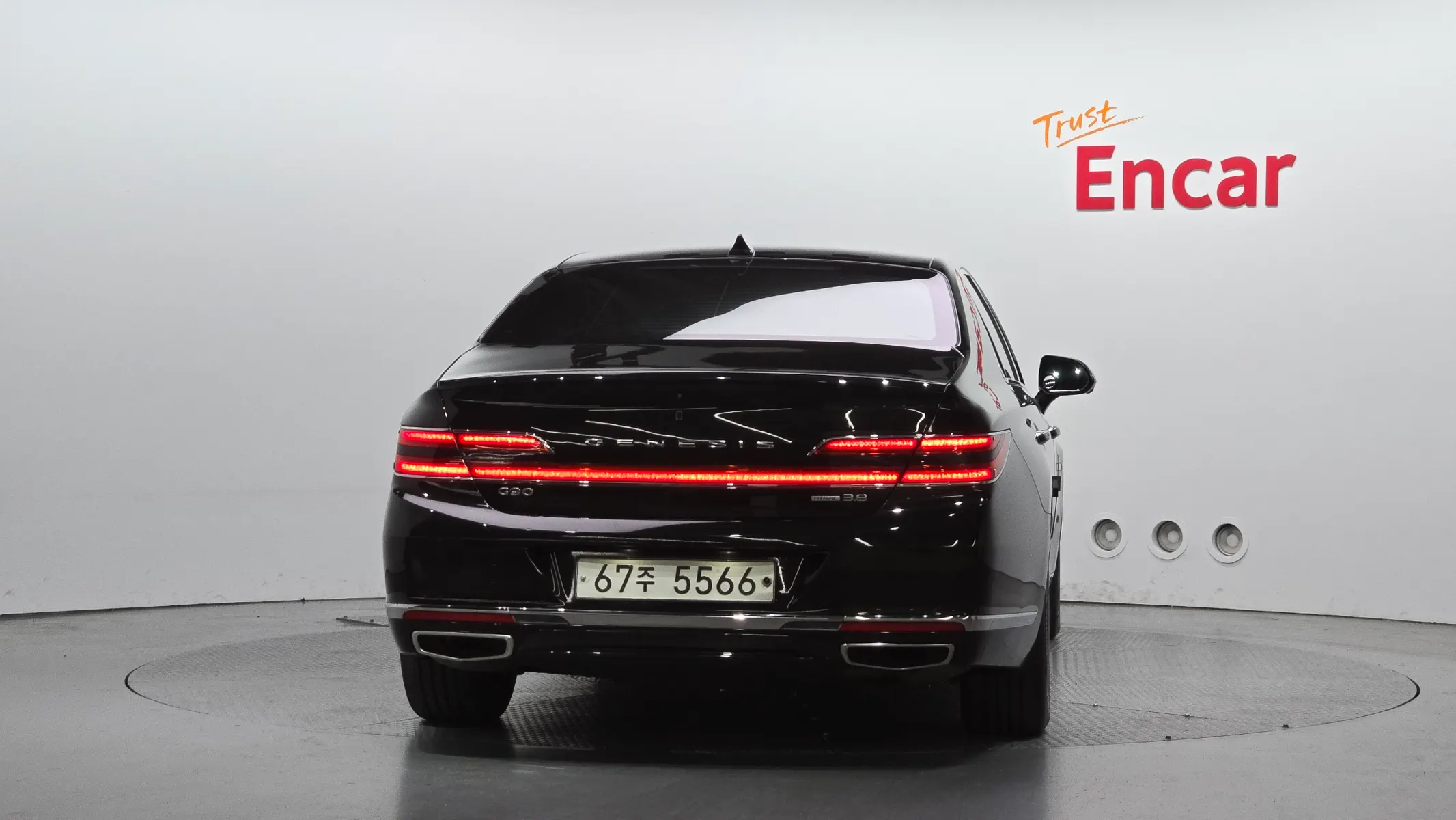 Genesis G90 3.8 AWD 2019 3/5
