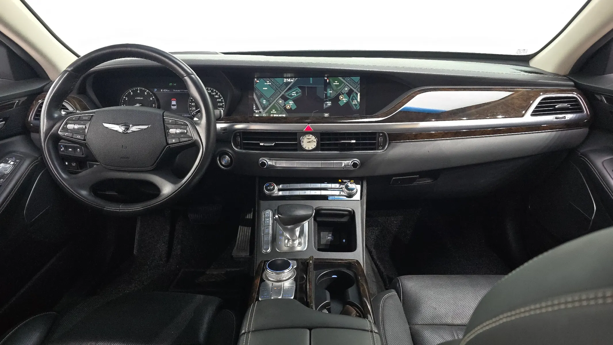 Genesis G90 3.8 AWD 2019 4/5