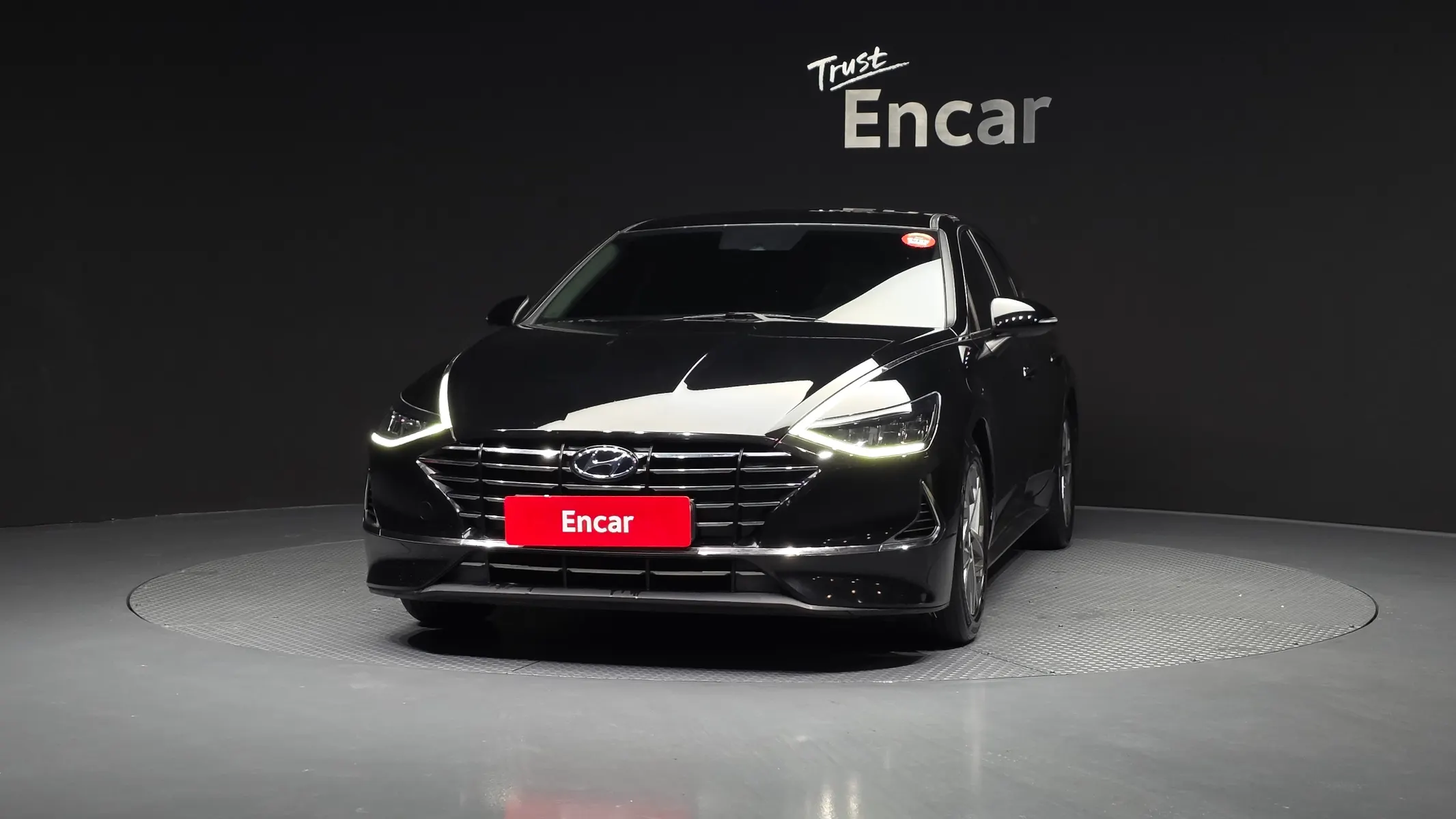 Hyundai (DN8) 2.0 LPG() 2022 2/5