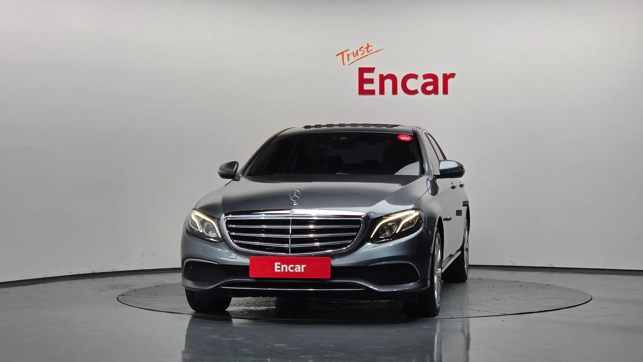 Mercedes-Benz E-Class W213 E220d 4MATIC 2019 3/36