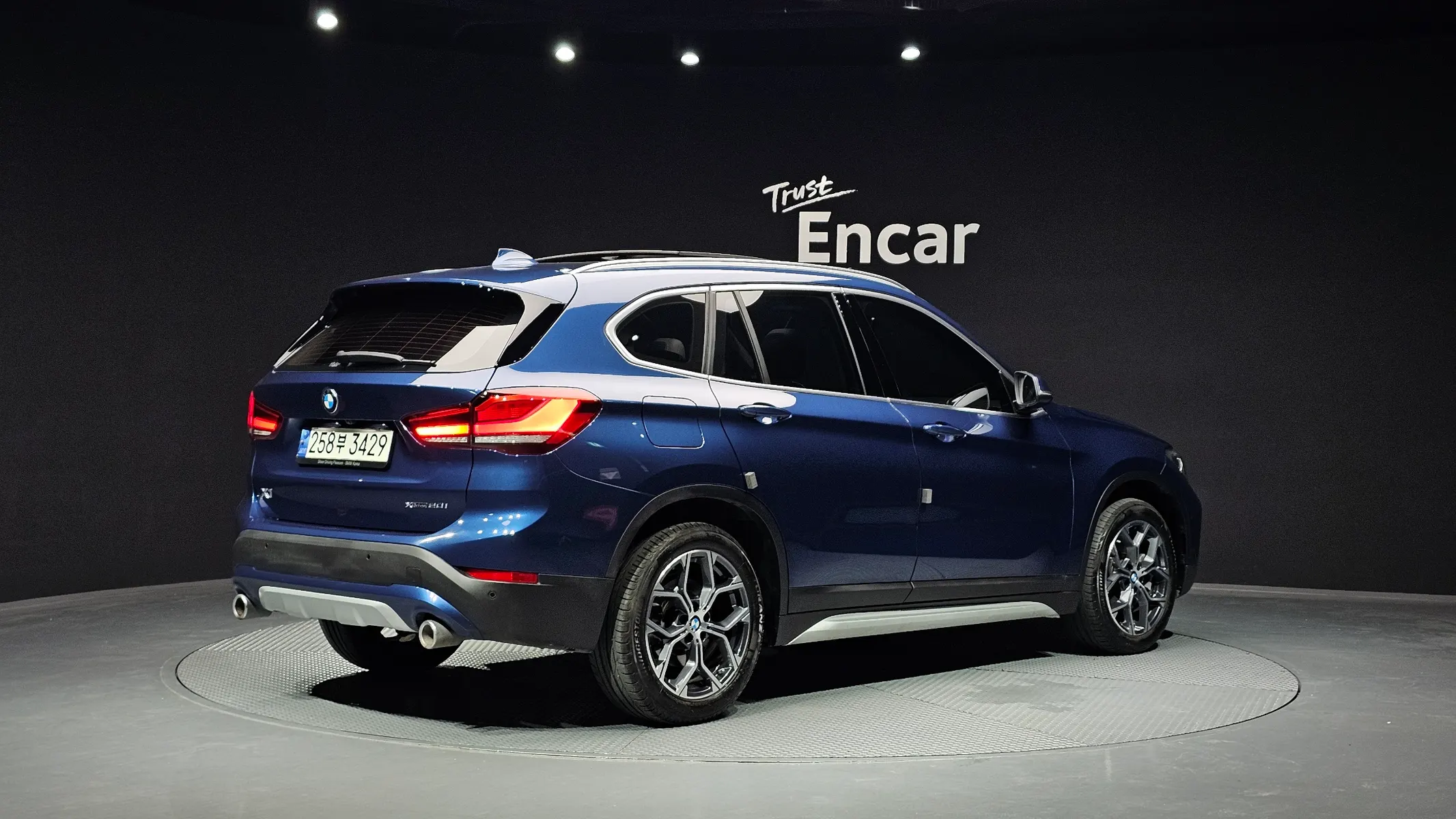 BMW X1 (F48) xDrive 20i xLine 2021 2/34