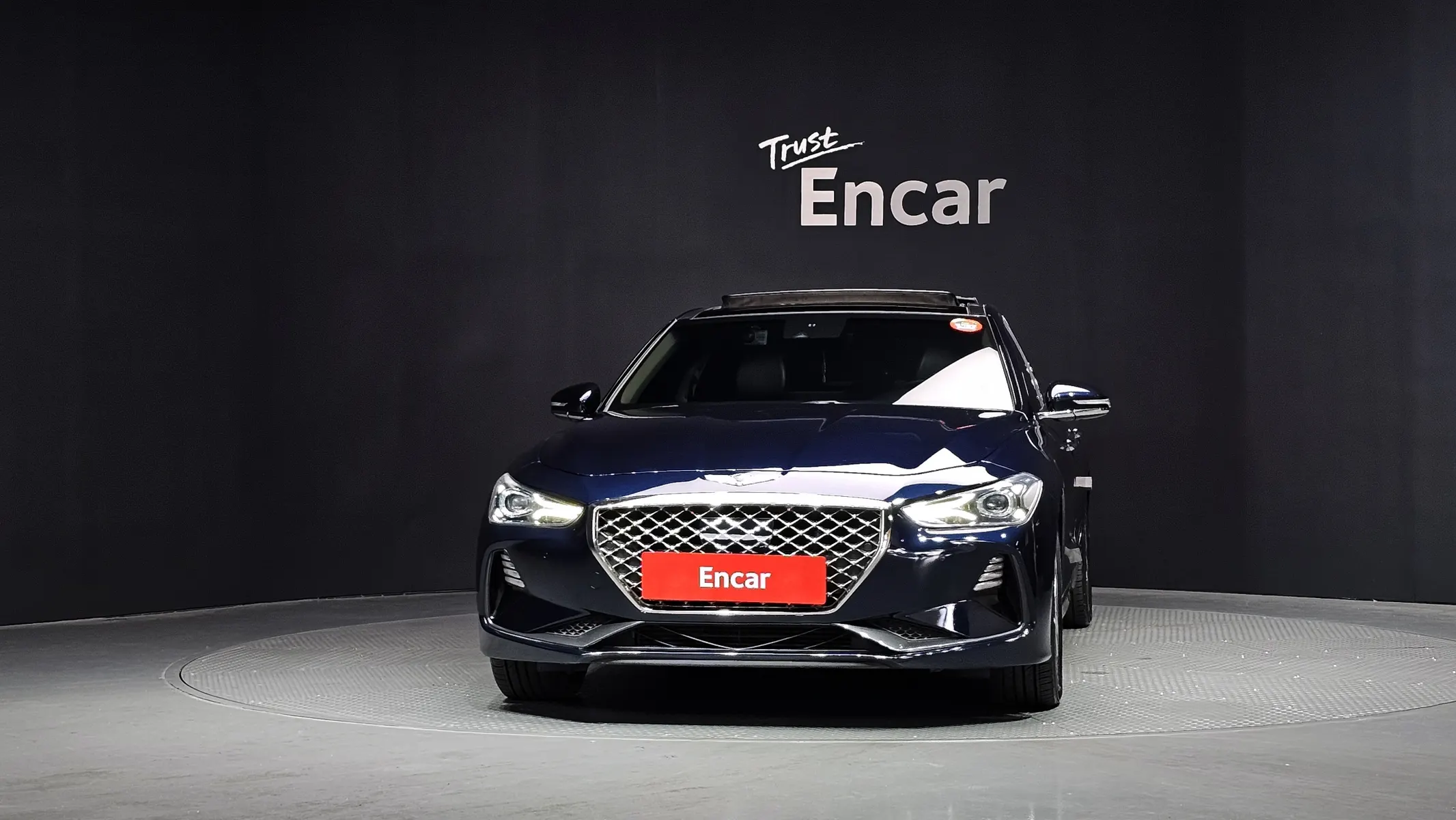 Genesis G70 2.2D AWD 2018 2/5