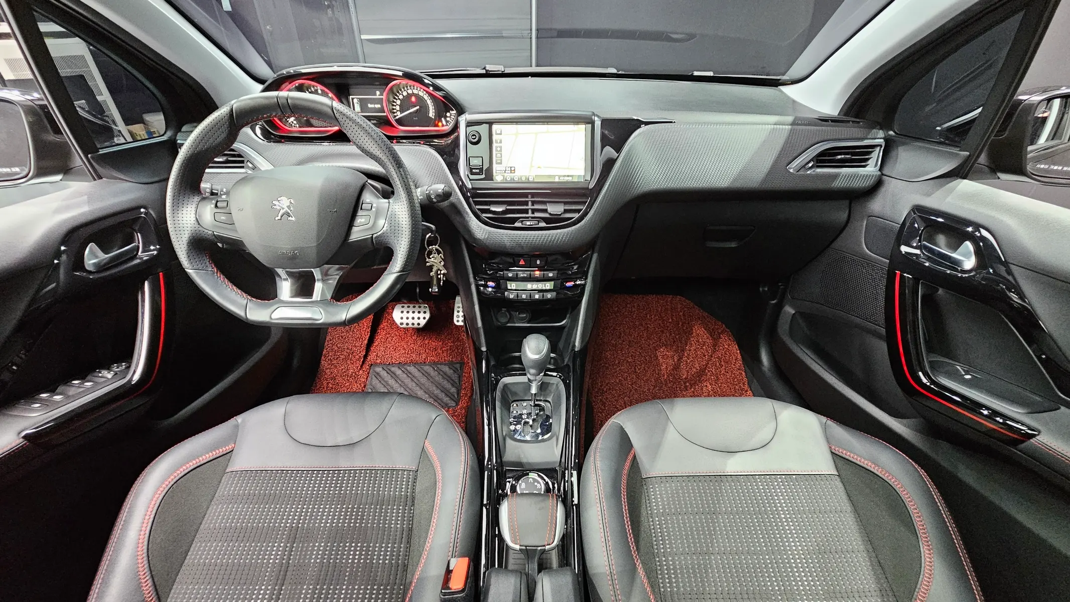 Peugeot 2008 1.5 BlueHDi GT Line 2019 4/5