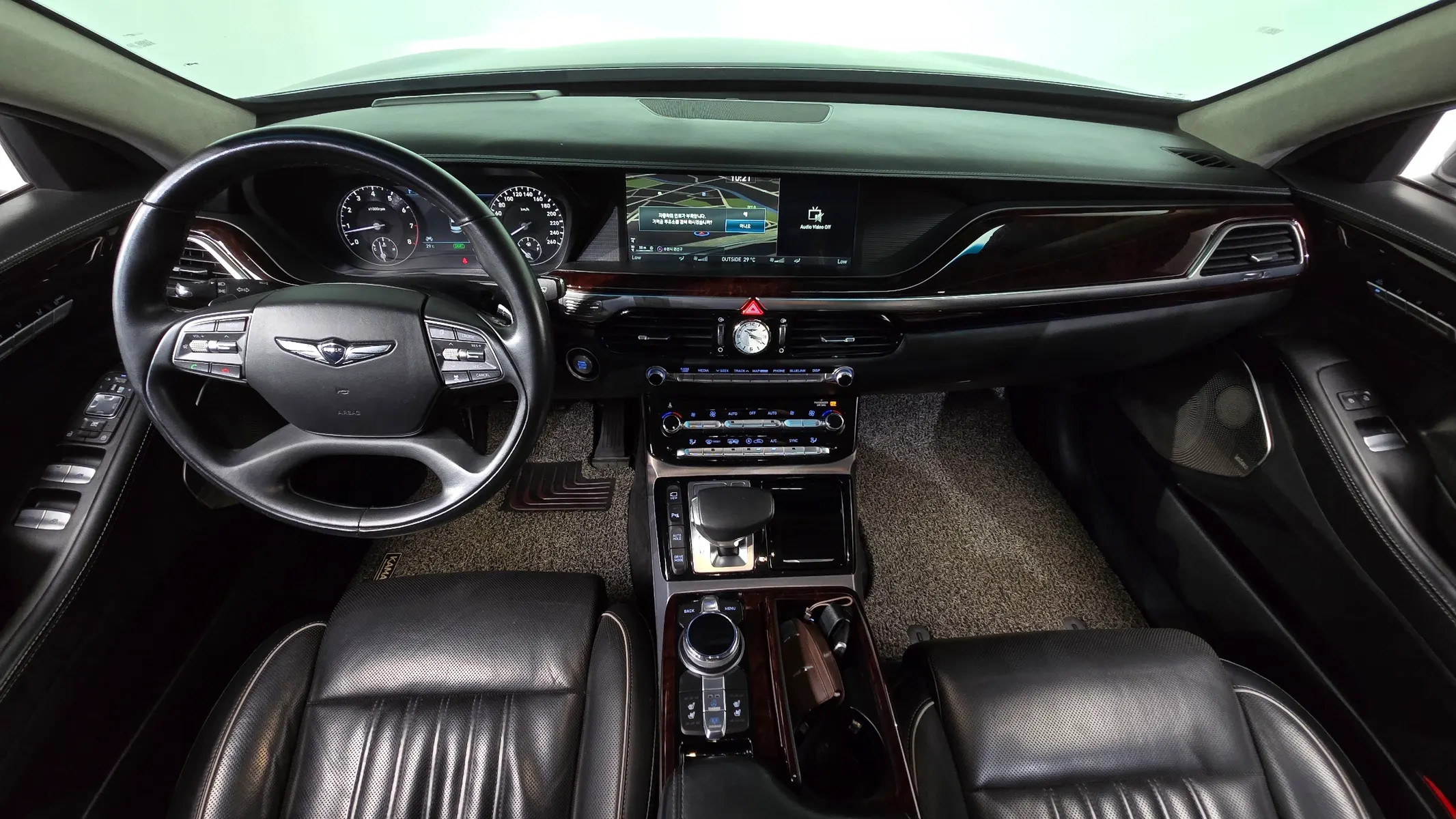Genesis EQ900 3.3 T-GDI AWD 2018 4/5