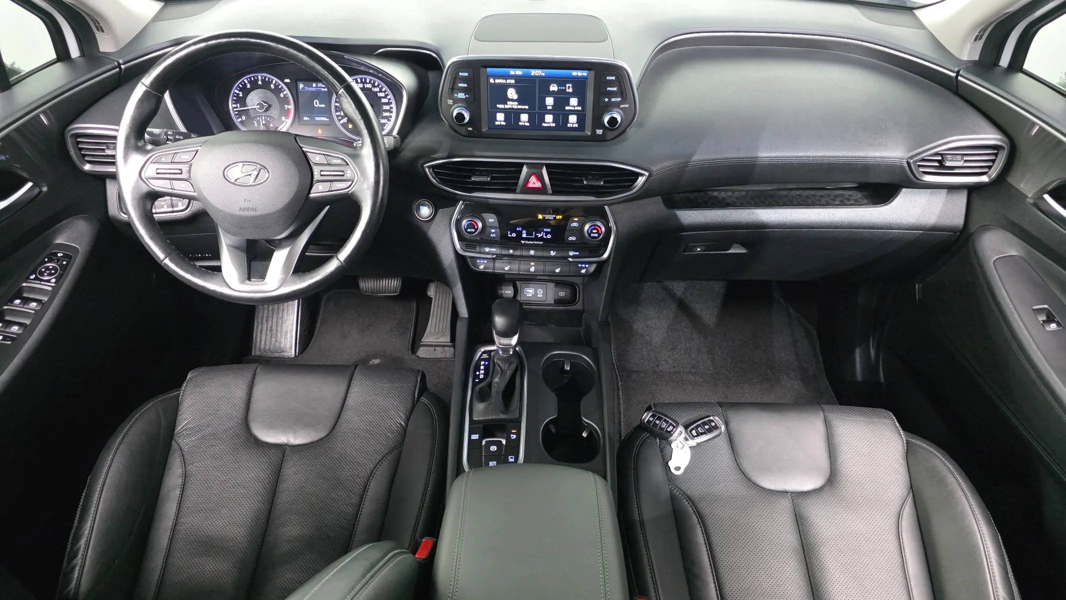 Hyundai TM 2.0T 2WD 2019 4/5
