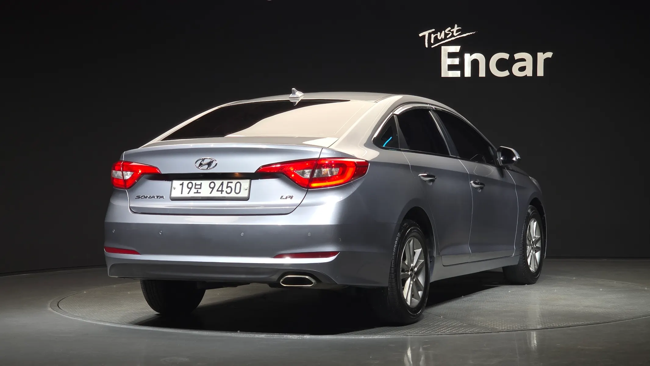 Hyundai LF LPI 2014 2/21