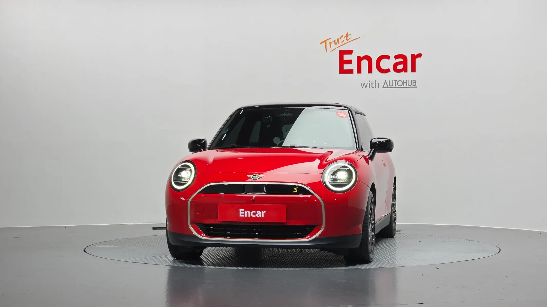 MINI 4 SE 2024 2/5