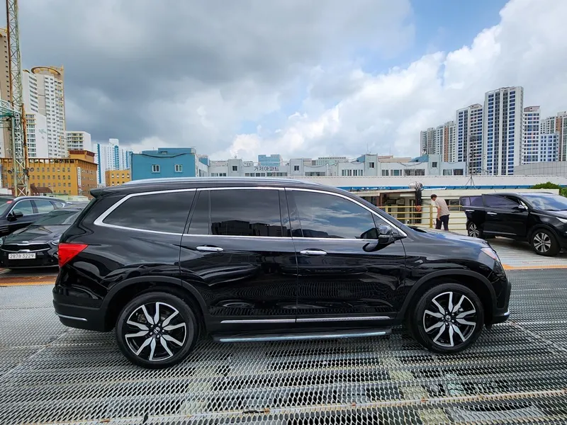 Honda 3 3.5 2019 4/5