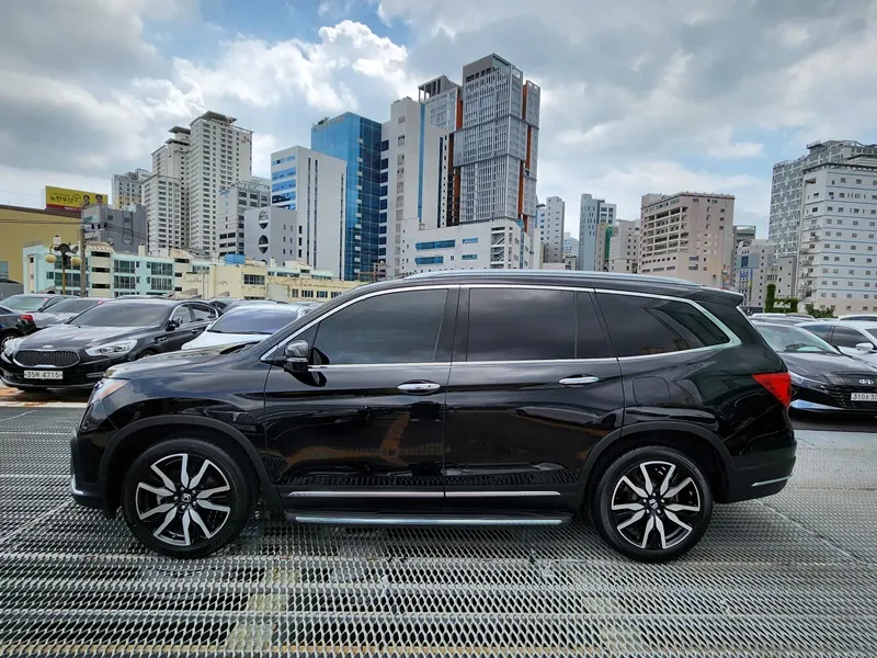 Honda 3 3.5 2019 2/5
