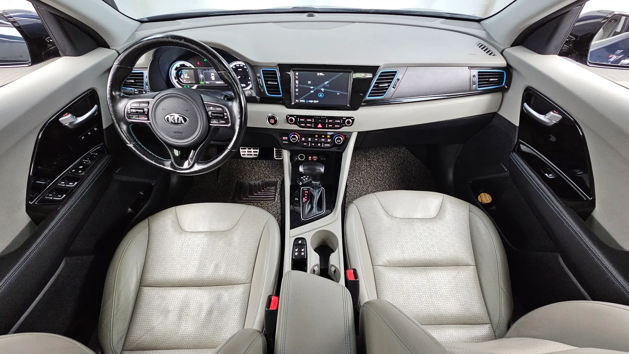 Kia Niro 2017 4/5