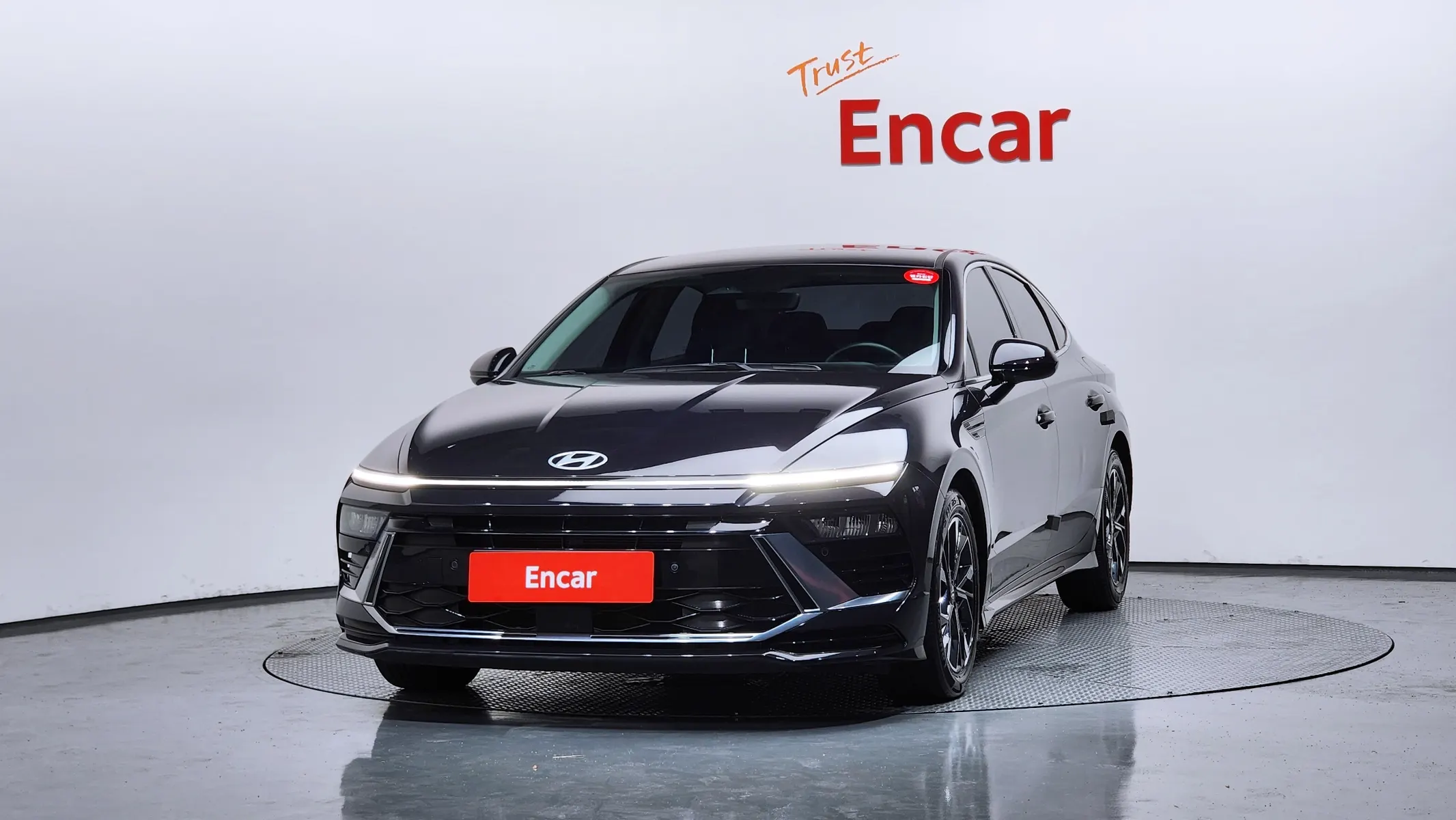 Hyundai (DN8) 2.0 2023 2/5