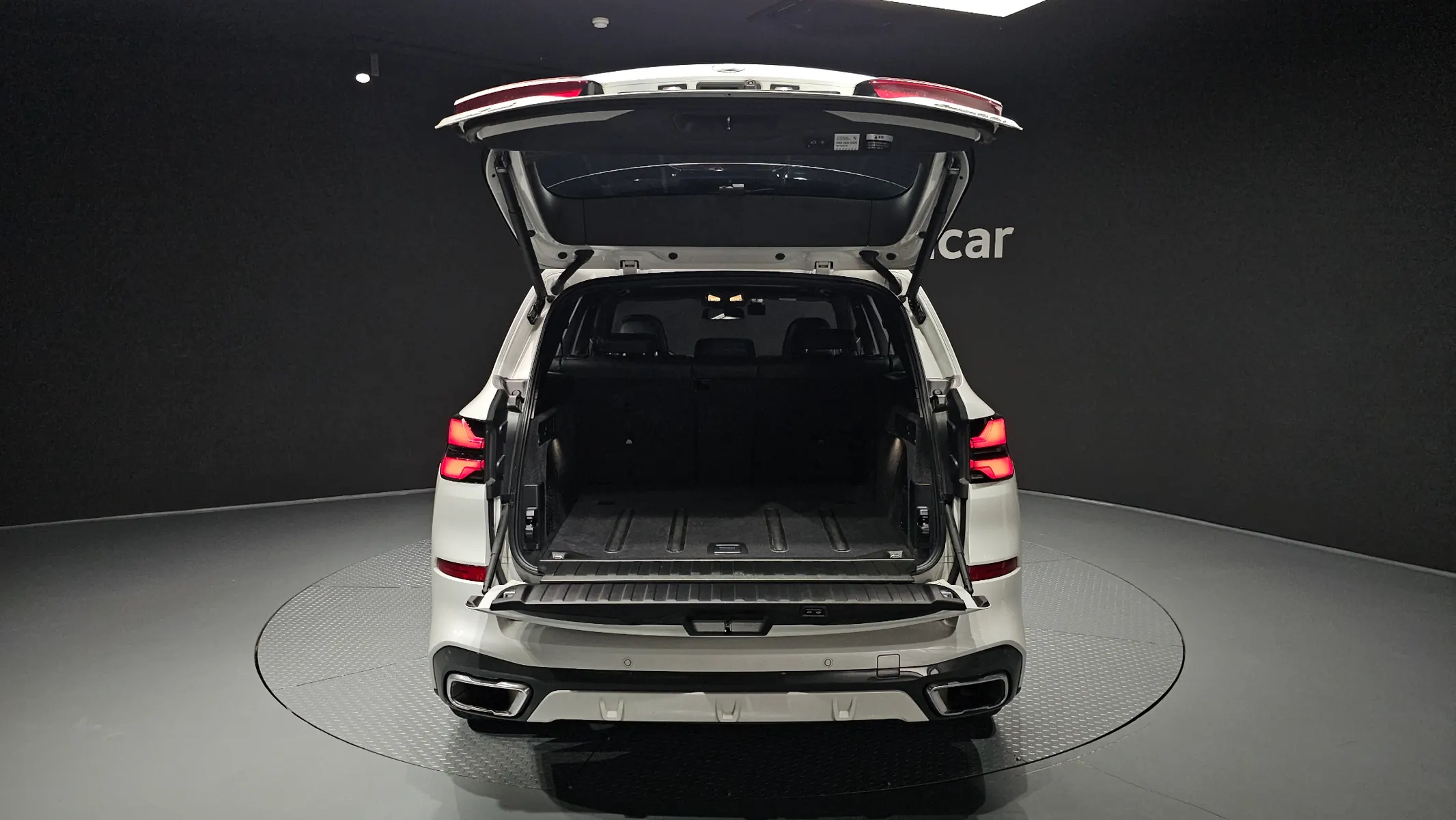 BMW X5 (G05) xDrive 40i M 2023 34/35