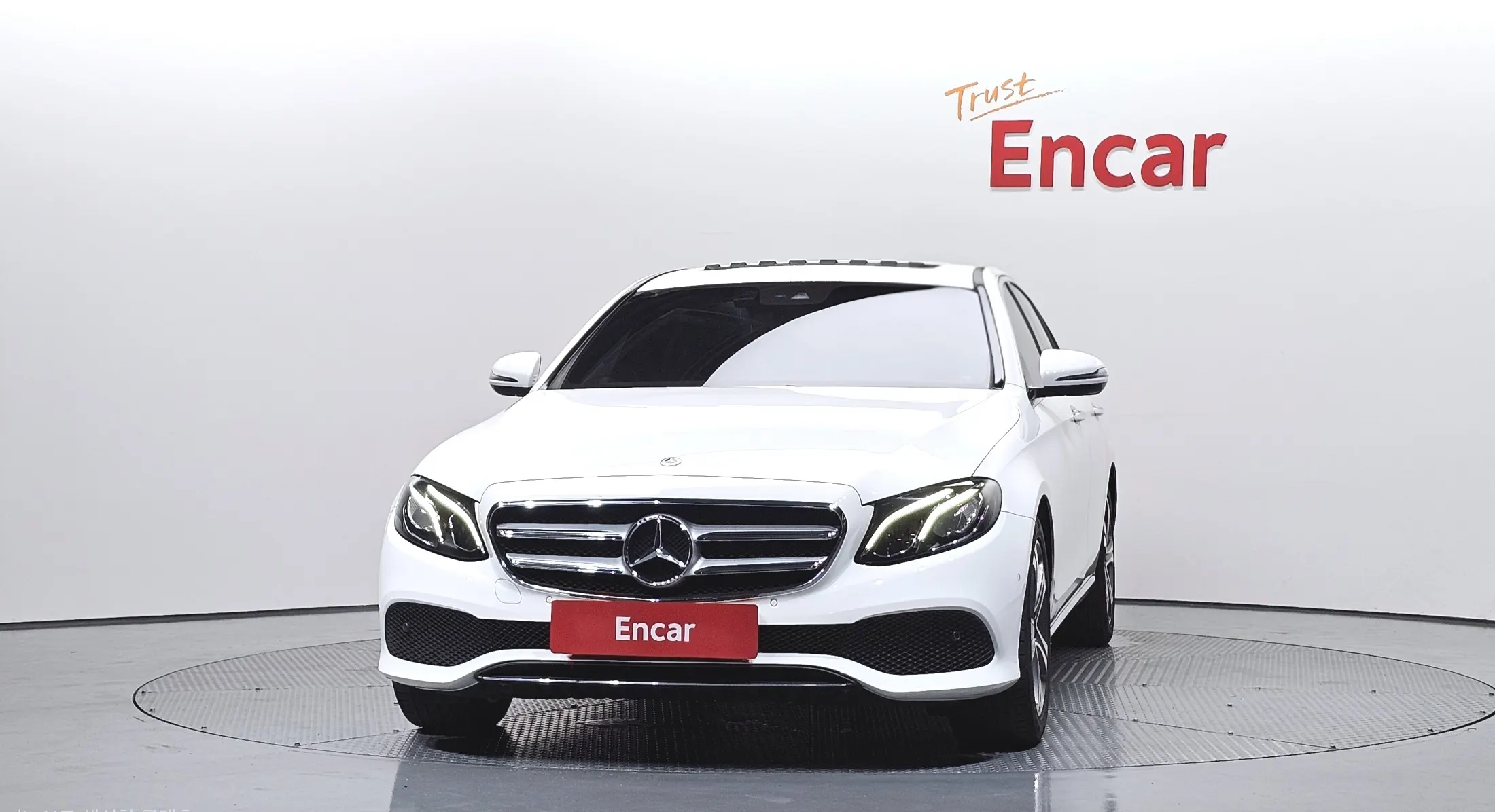 Mercedes-Benz E-Class W213 E300 2018 3/21