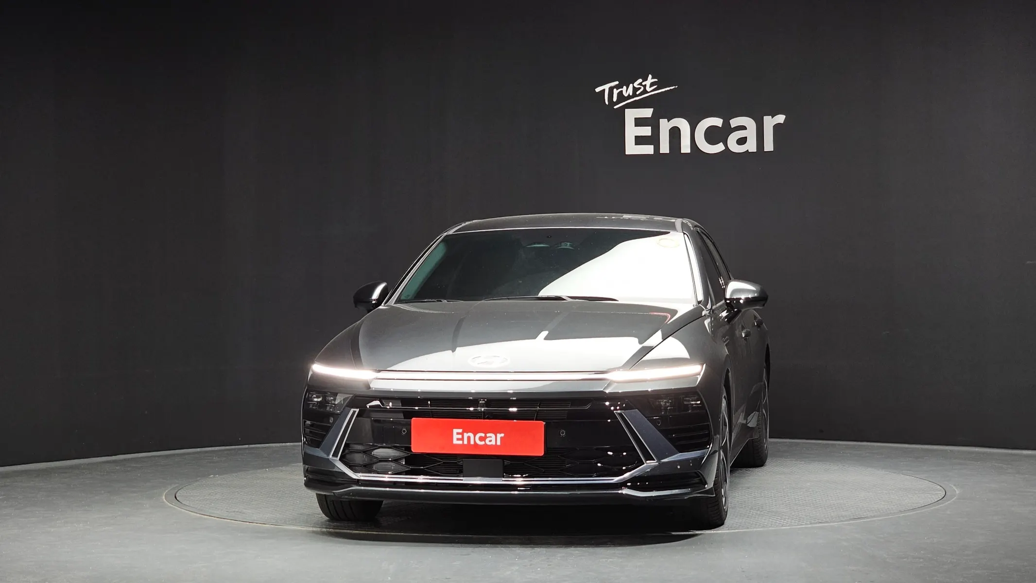 Hyundai (DN8) 2.0 2026 2/5