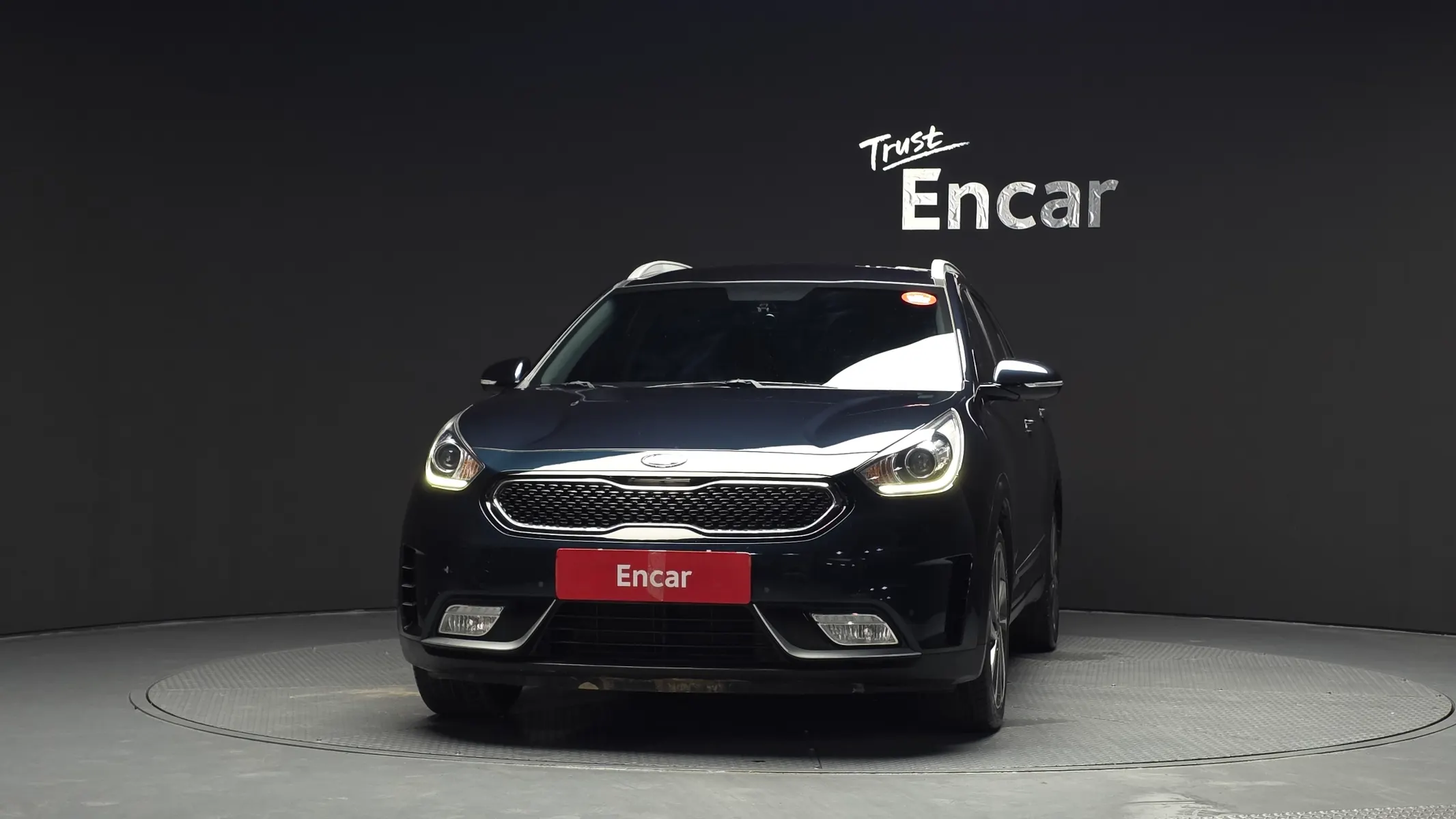 Kia Niro 2016 2/5