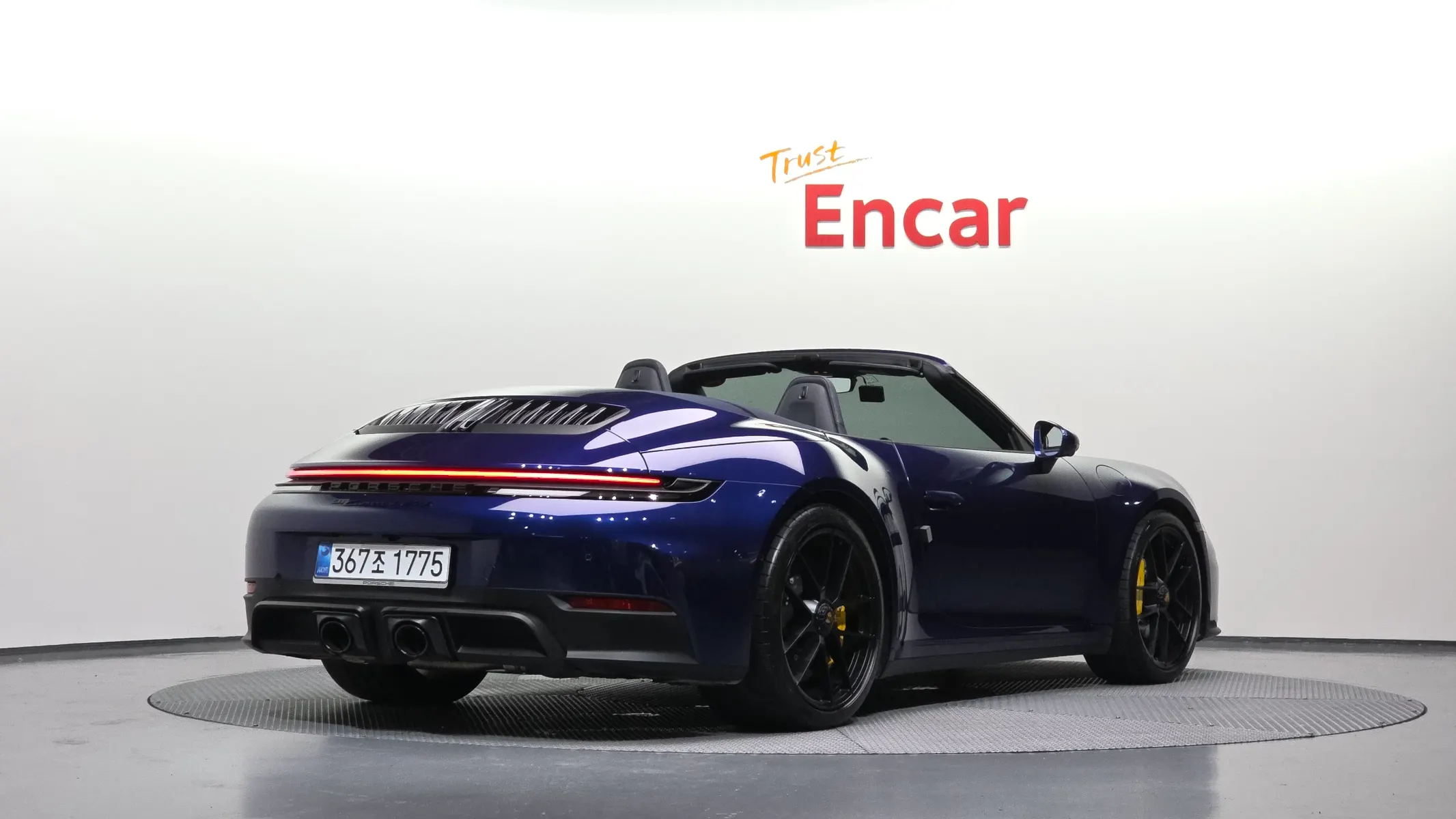 Porsche 911 (992) 4 GTS 2025 2/36