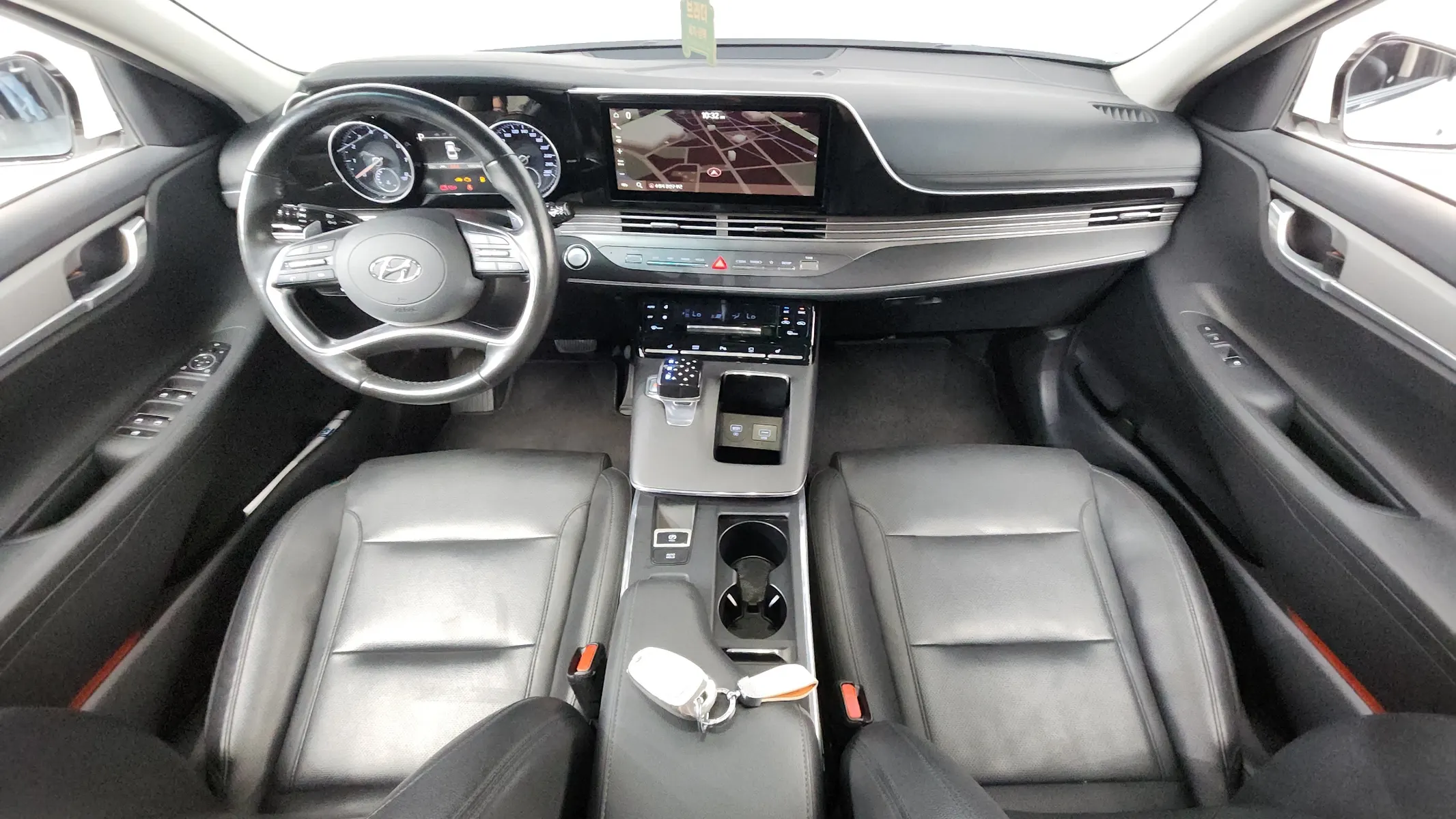 Hyundai IG 3.0 LPi () 2020 4/5