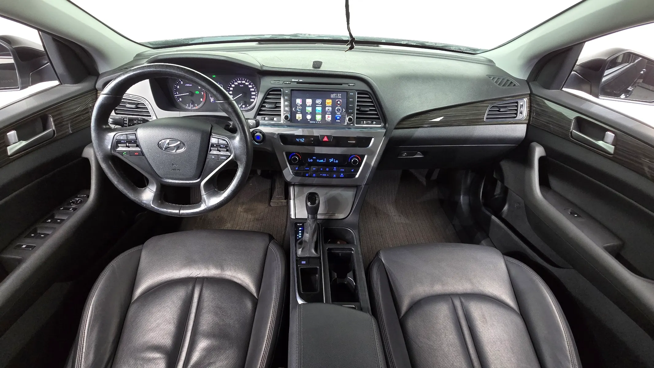 Hyundai LF 2.0 2015 4/5