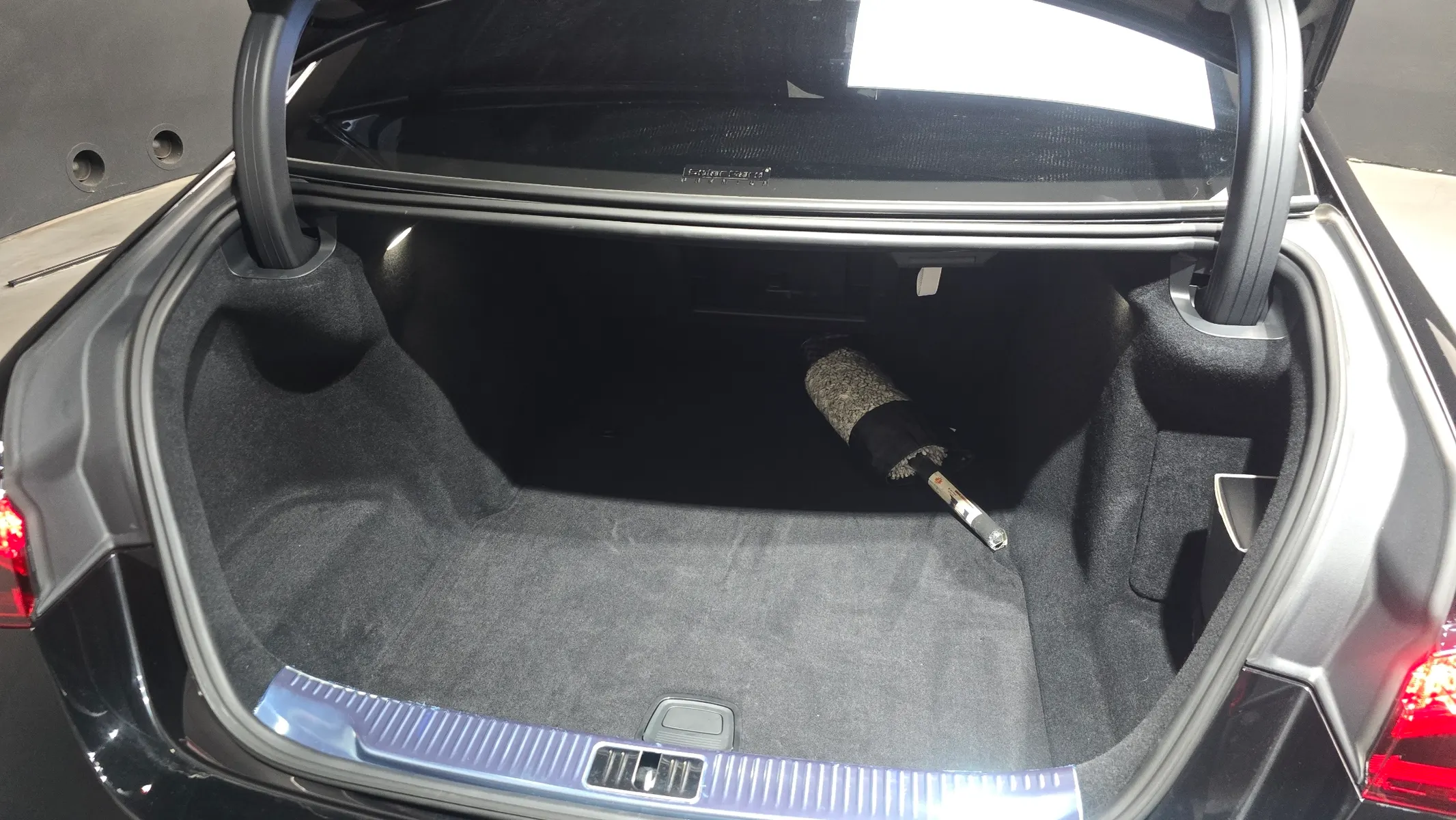 Mercedes-Benz S-Class W223 S500L 4MATIC 2025 30/31