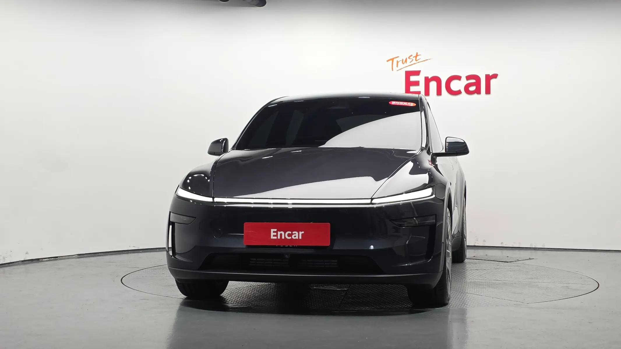 Tesla Y L AWD 2026 3/32