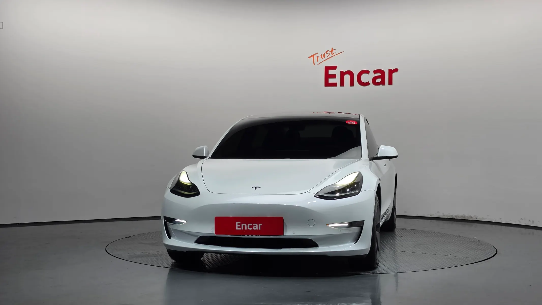 Tesla 3 AWD 2021 2/5