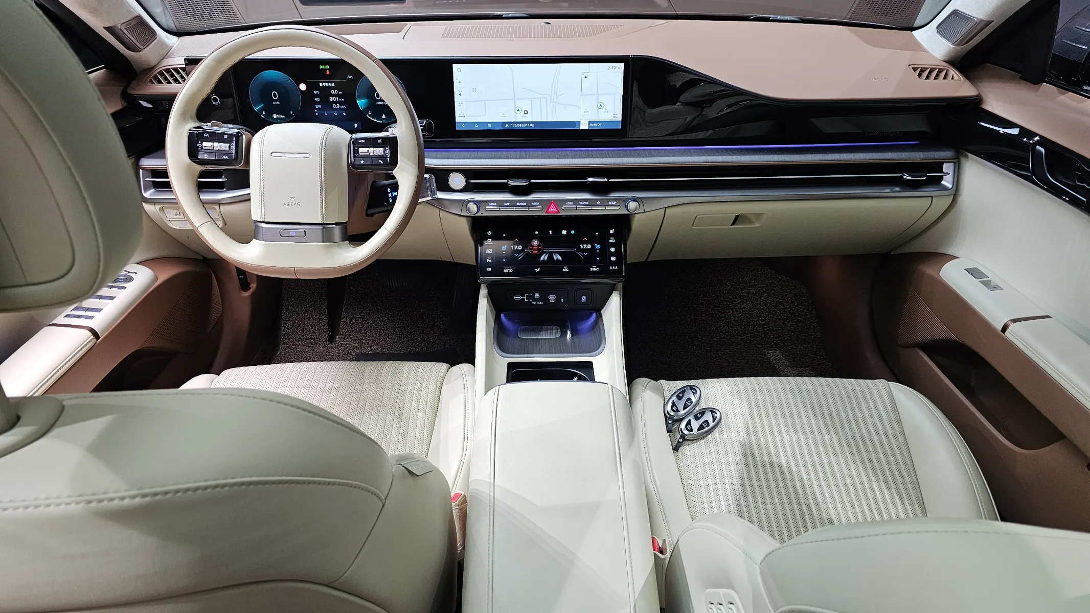 Hyundai (GN7) 2.5 2WD 2022 4/5