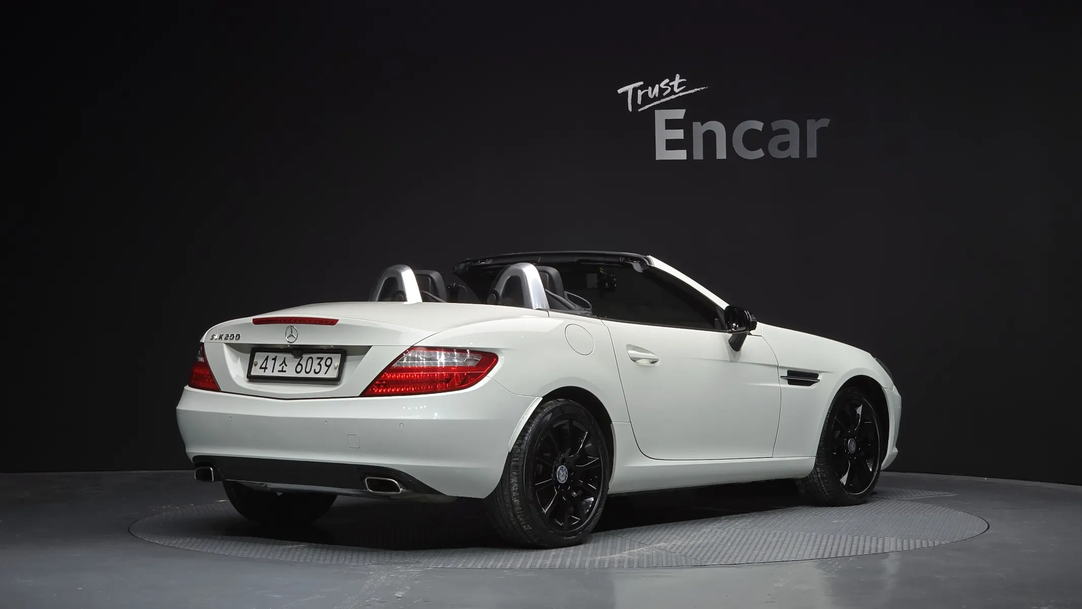 Mercedes-Benz SLK-Class 200 2012 2/21