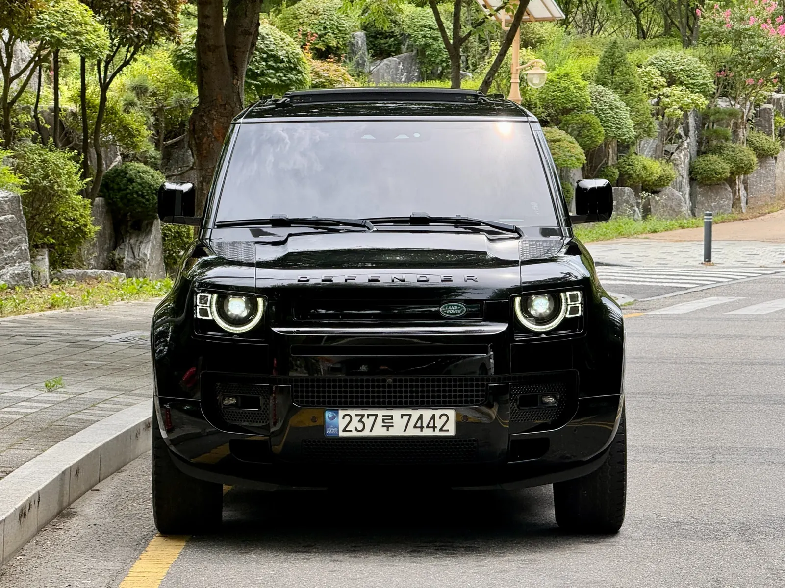 Land Rover (L663) 110 P400 X 2023 2/21