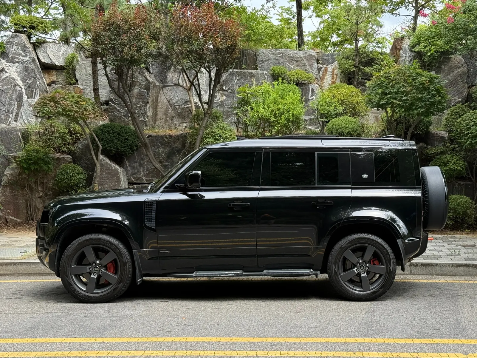 Land Rover (L663) 110 P400 X 2023 3/21