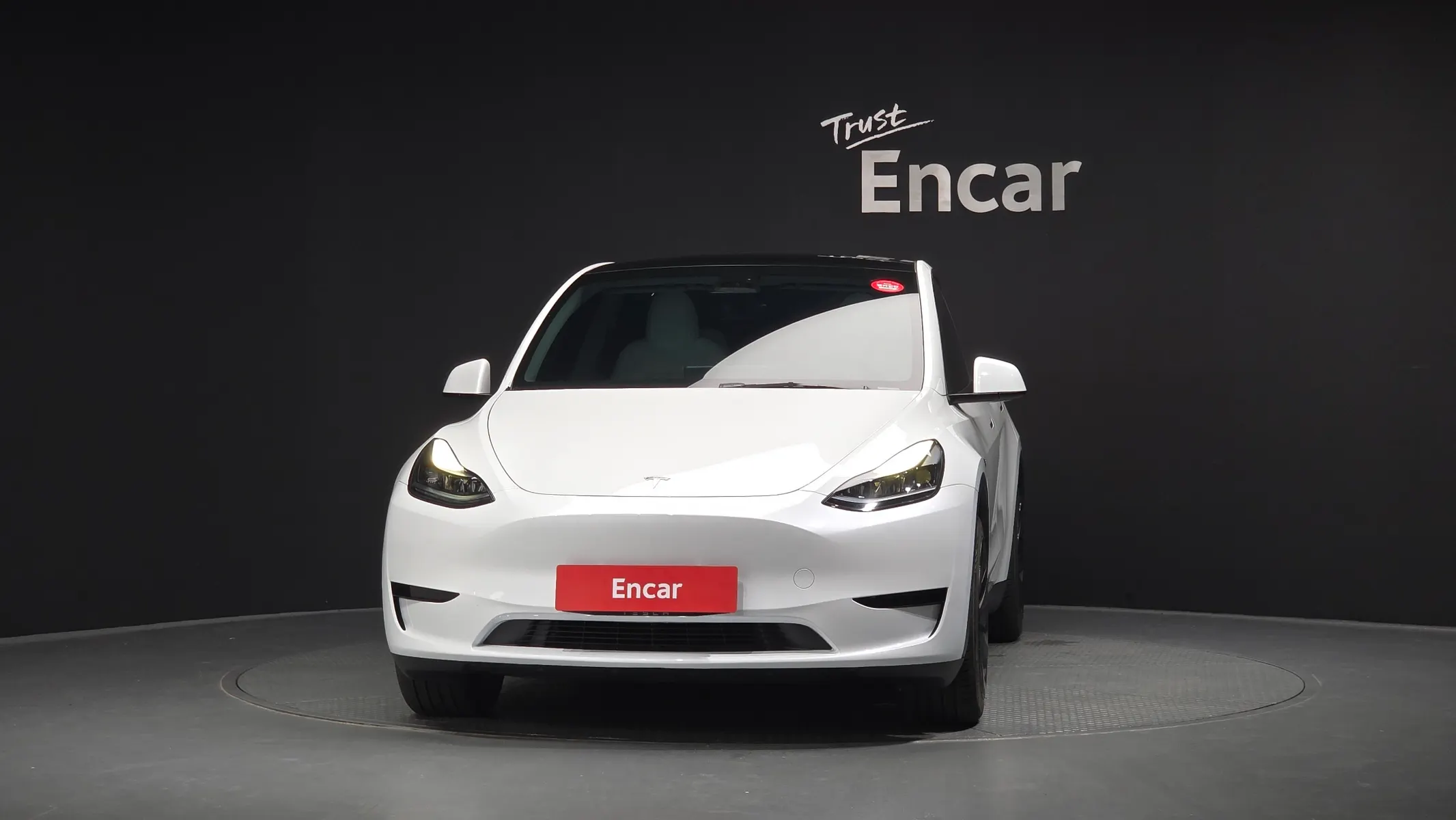 Tesla Y RWD 2023 3/36