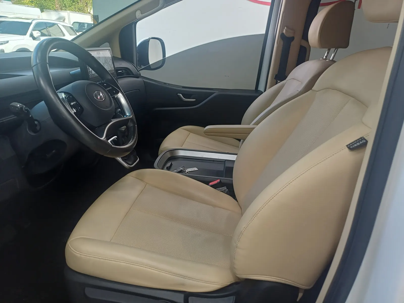 Hyundai Staria 5 2022 4/5