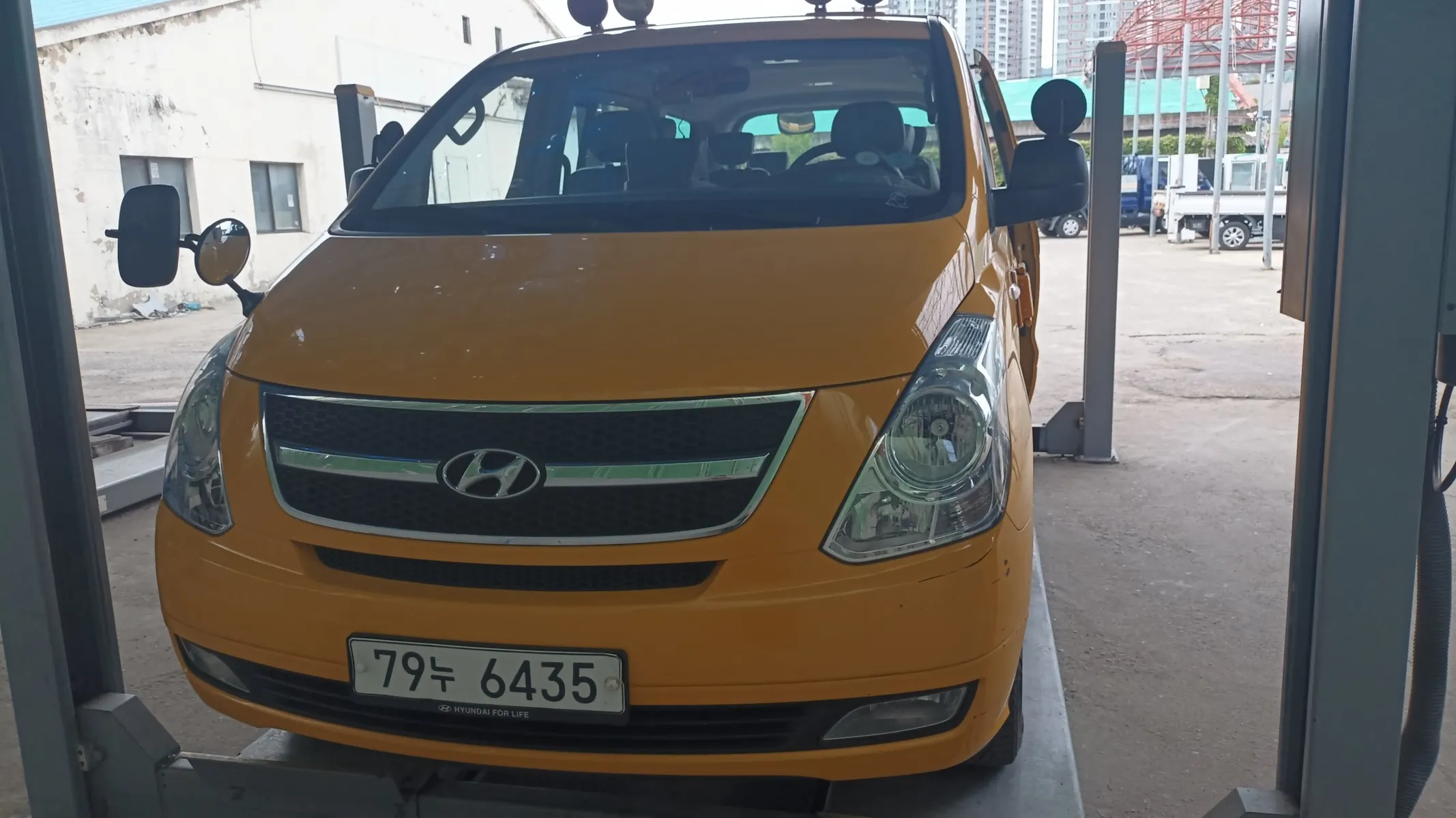 Hyundai Grand Starex 2012 3/12