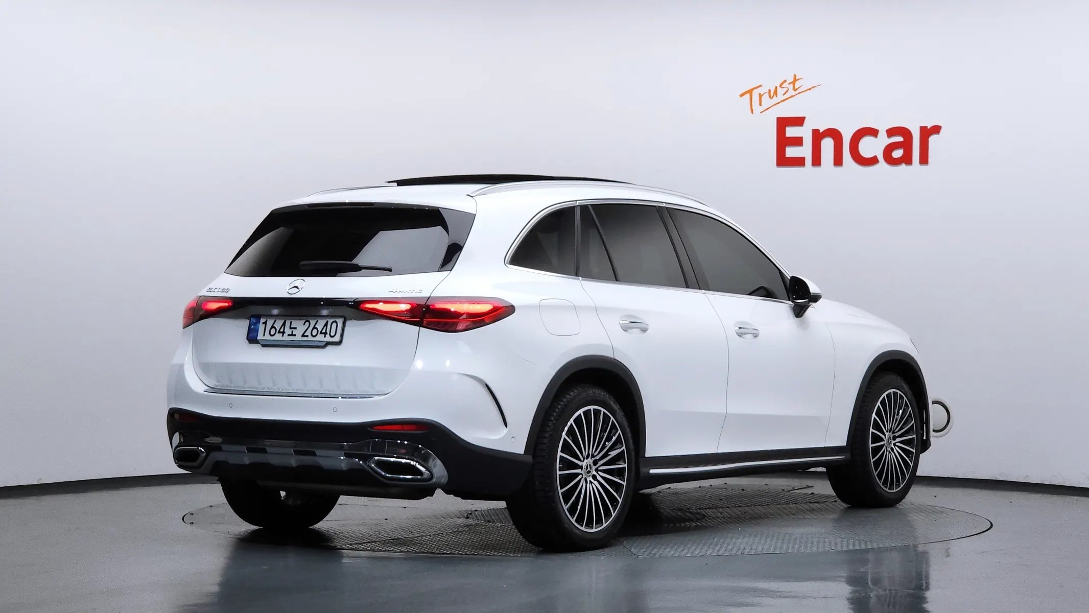 Mercedes-Benz GLC-Class X254 GLC300 4MATIC AMG Line 2023 2/36