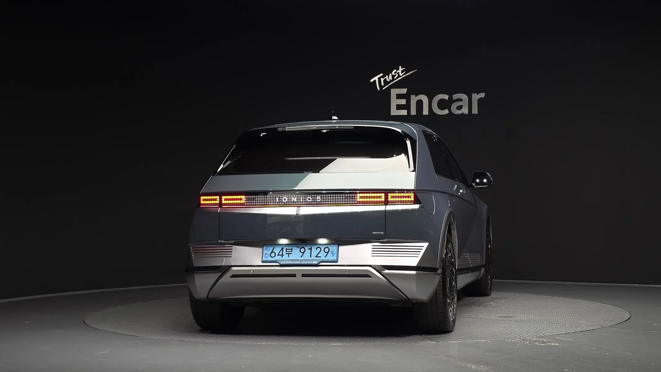 Hyundai Ioniq 5 AWD 2021 3/5