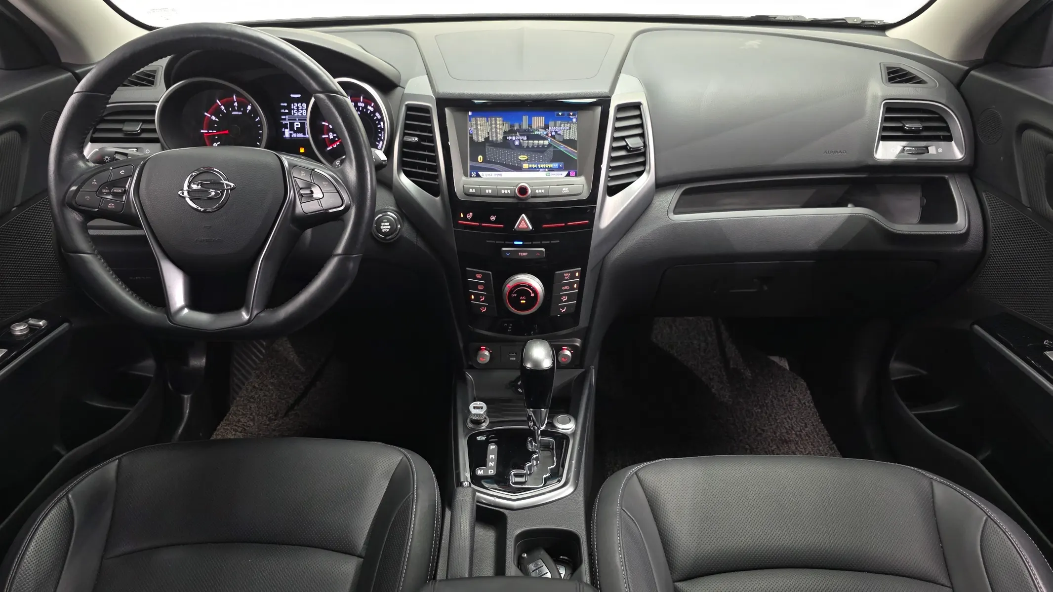 KG Mobility 티볼리 아머 VX 2WD 2018 4/5