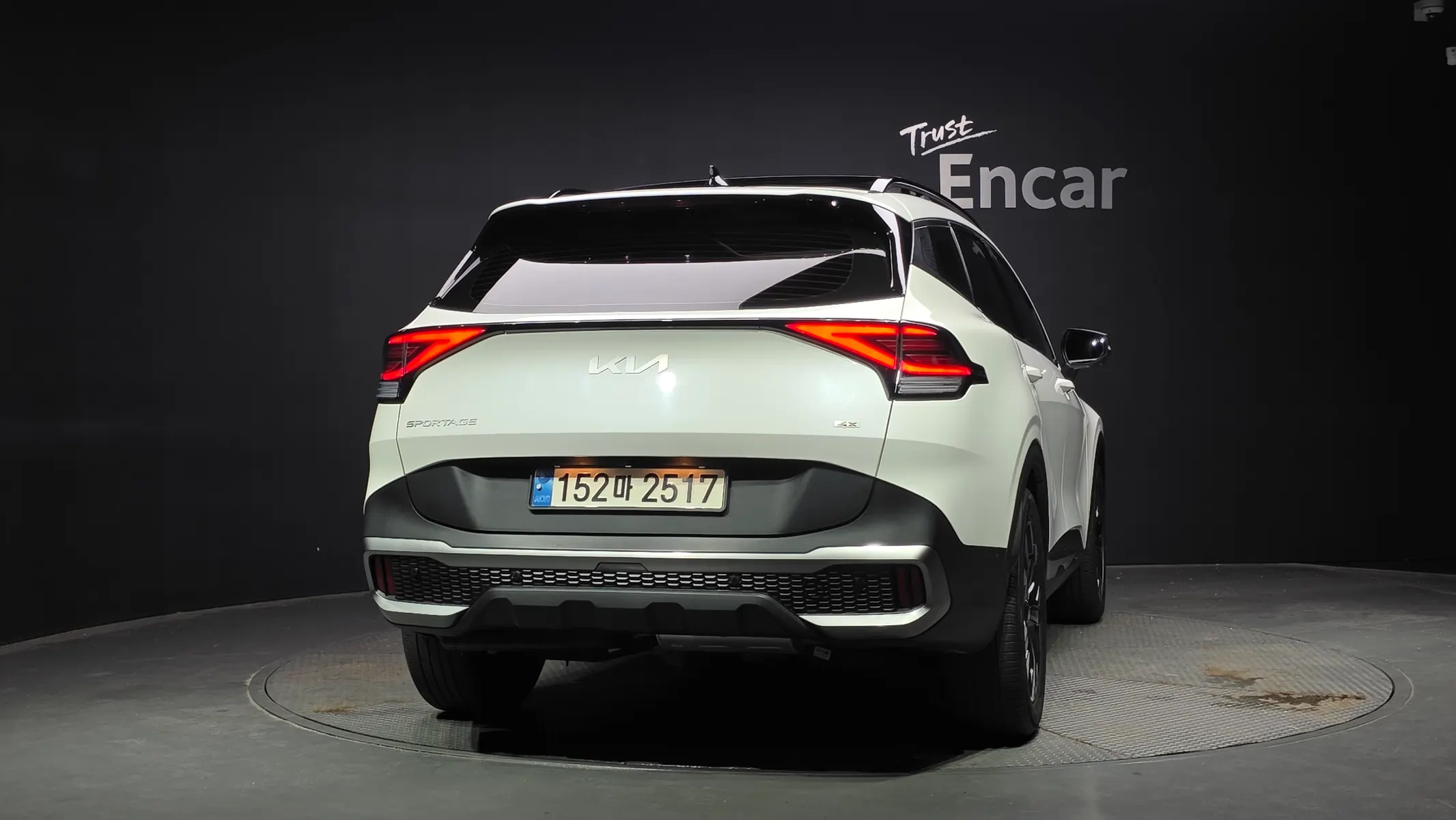 Kia 5 2.0 4WD 2022 3/5