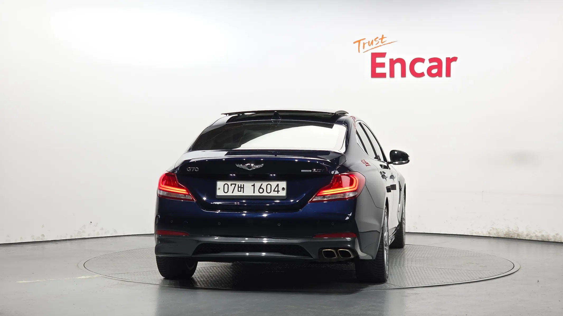 Genesis G70 2.0T AWD 2019 3/5