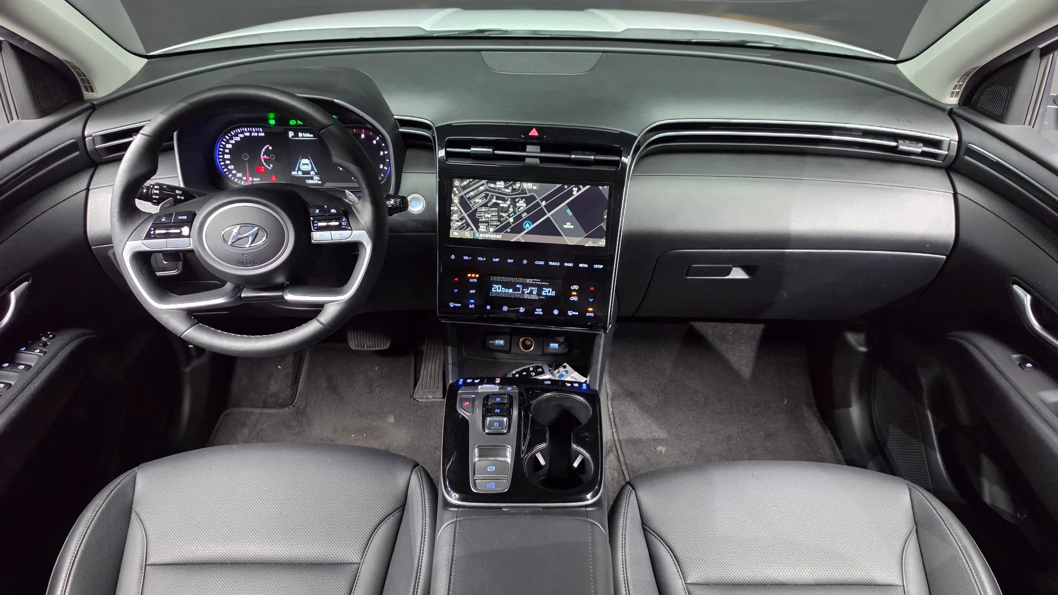 Hyundai (NX4) 2.0 2WD 2023 4/5