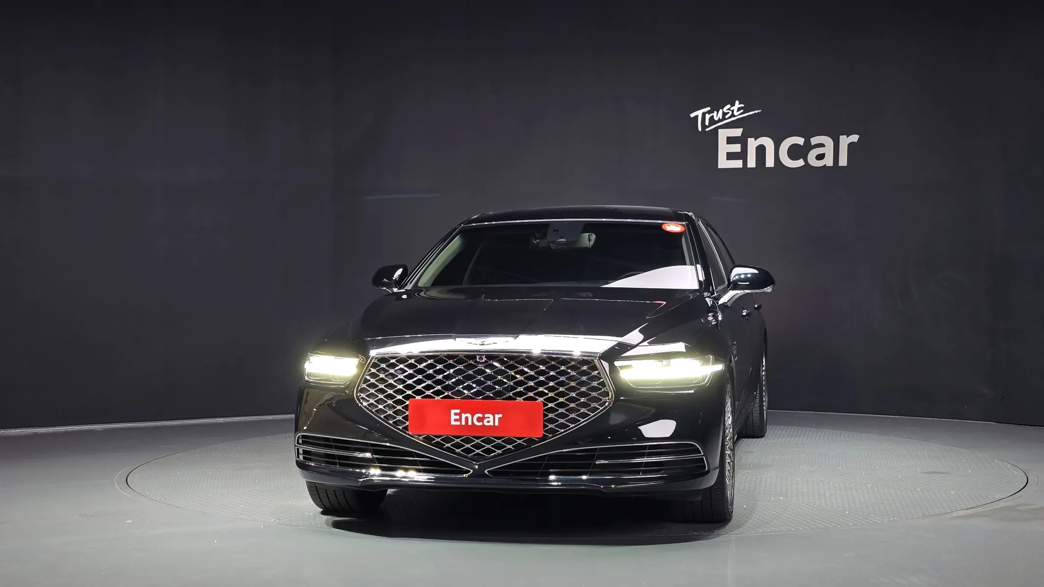 Genesis G90 5.0 AWD 2020 3/38