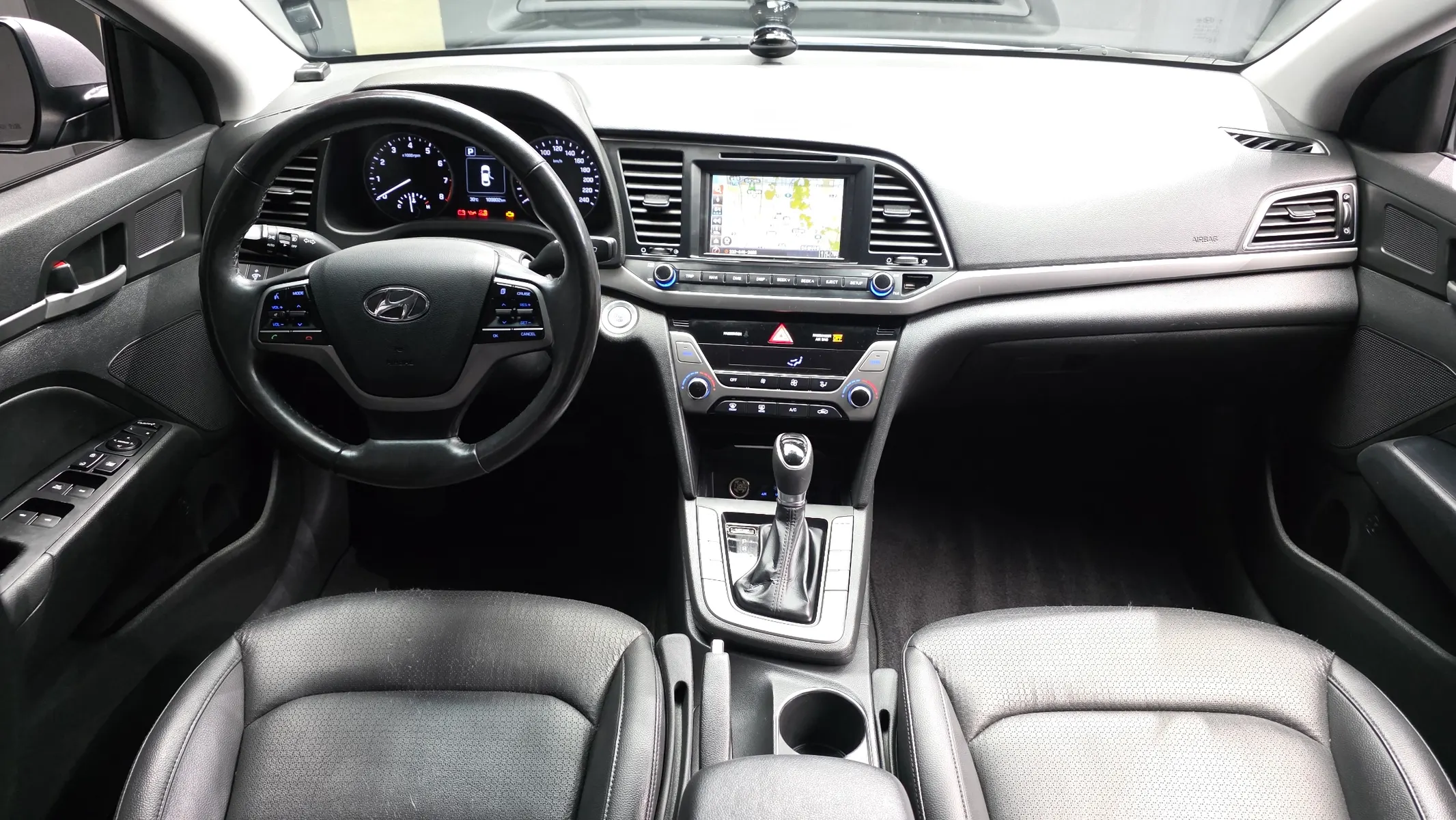 Hyundai AD 1.6 GDI 2015 4/5