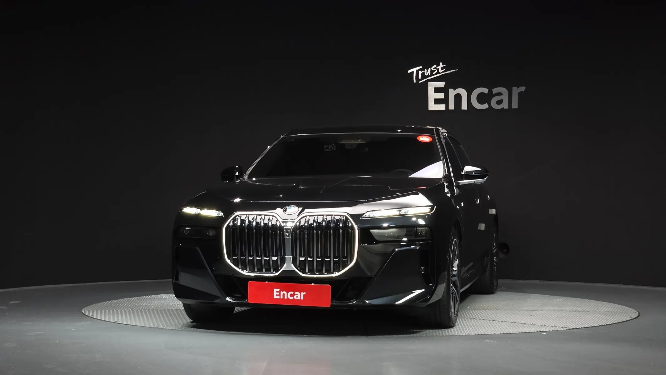 BMW 7 Series (G70) 740i xDrive M 2024 3/34