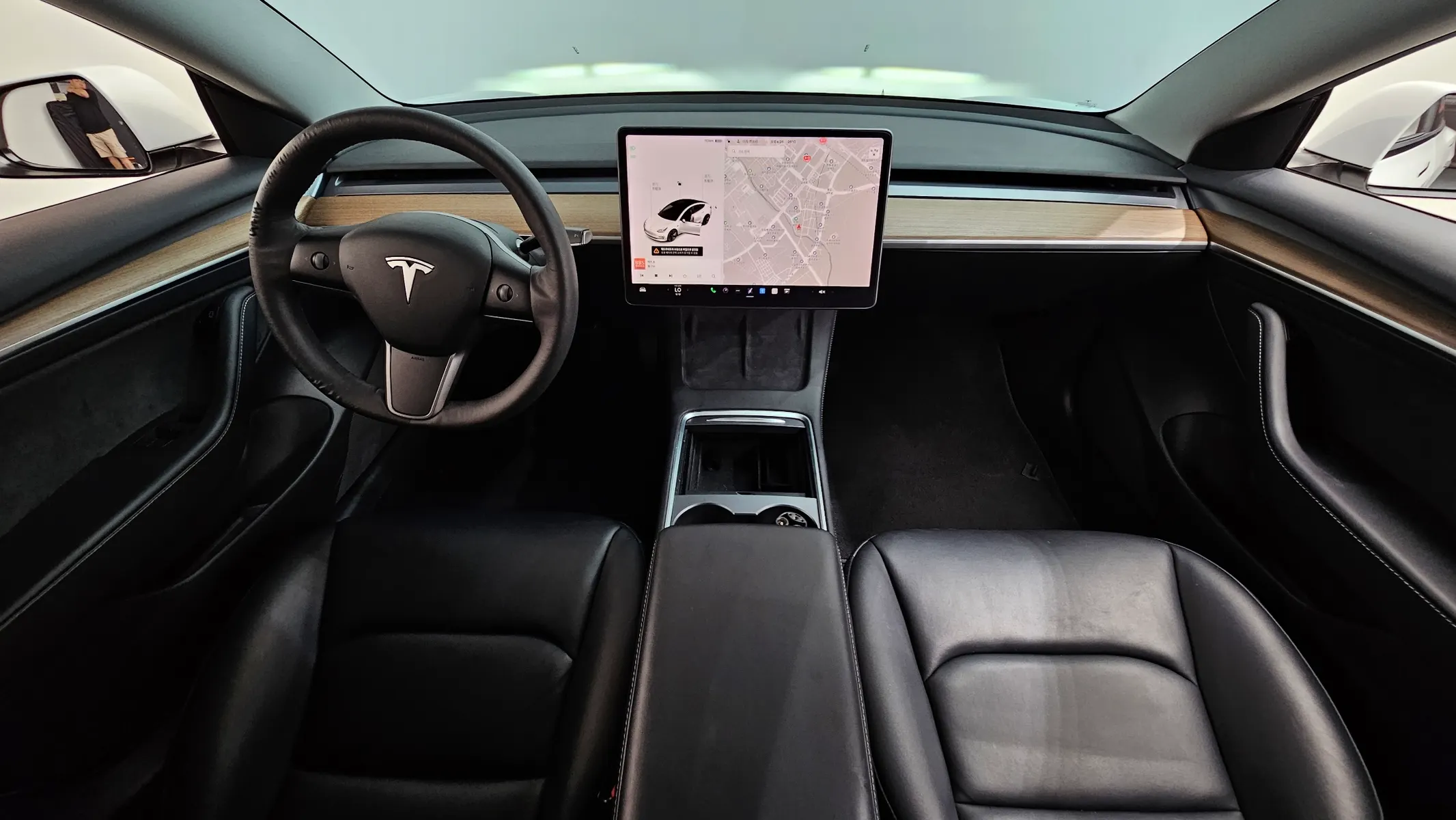Tesla 3 AWD 2021 4/5